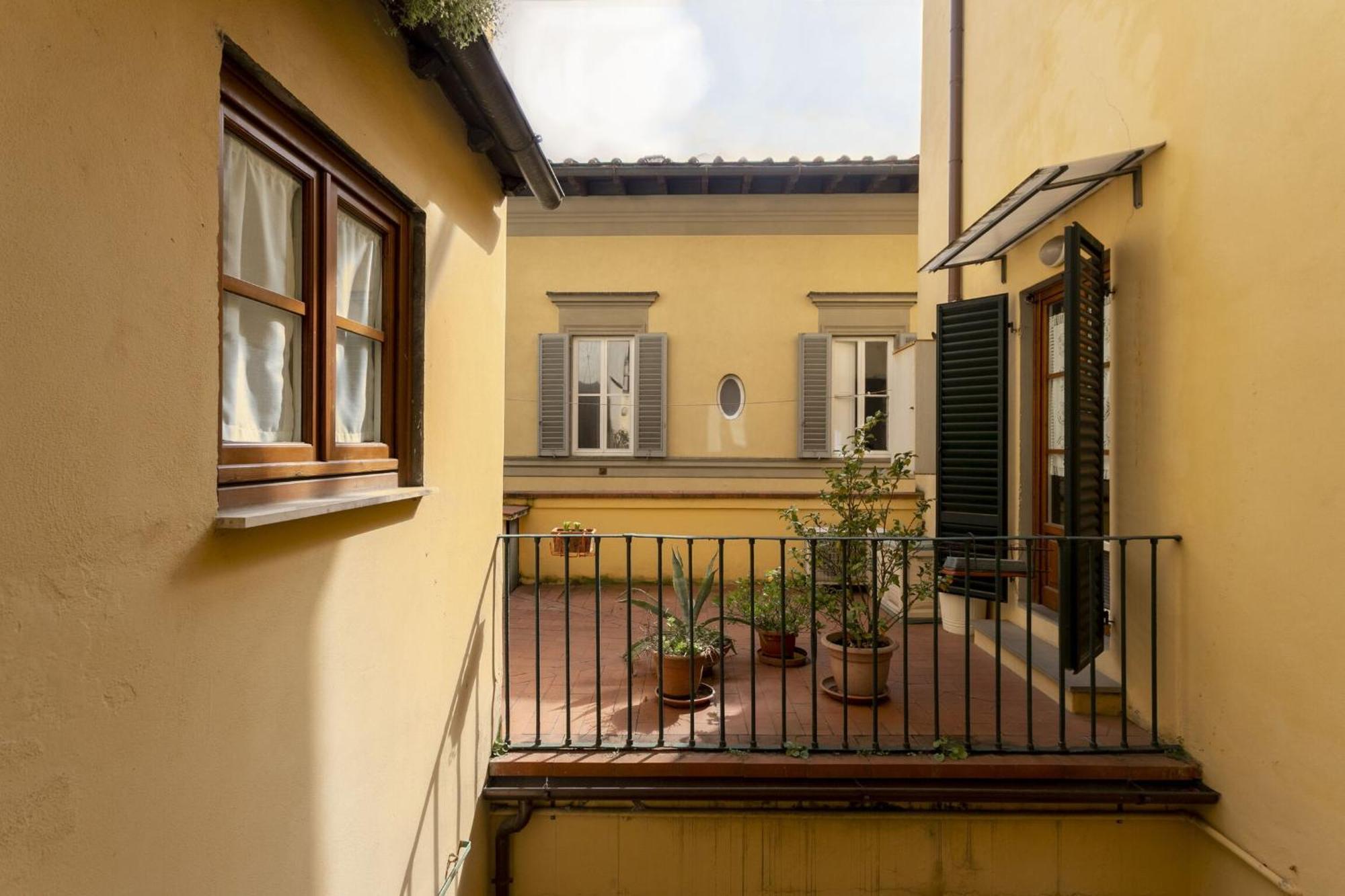 Lejlighed Santa Croce Dante's View With Terrace By Halldis *