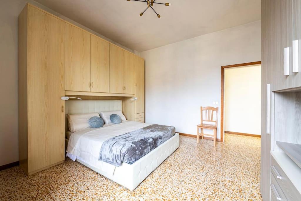 Firenze Appartamento Coverciano Rayna