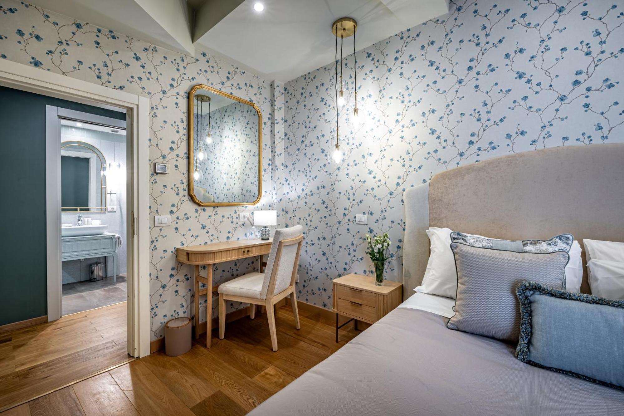 La Scaletta Al Ponte Vecchio Hotel 3*