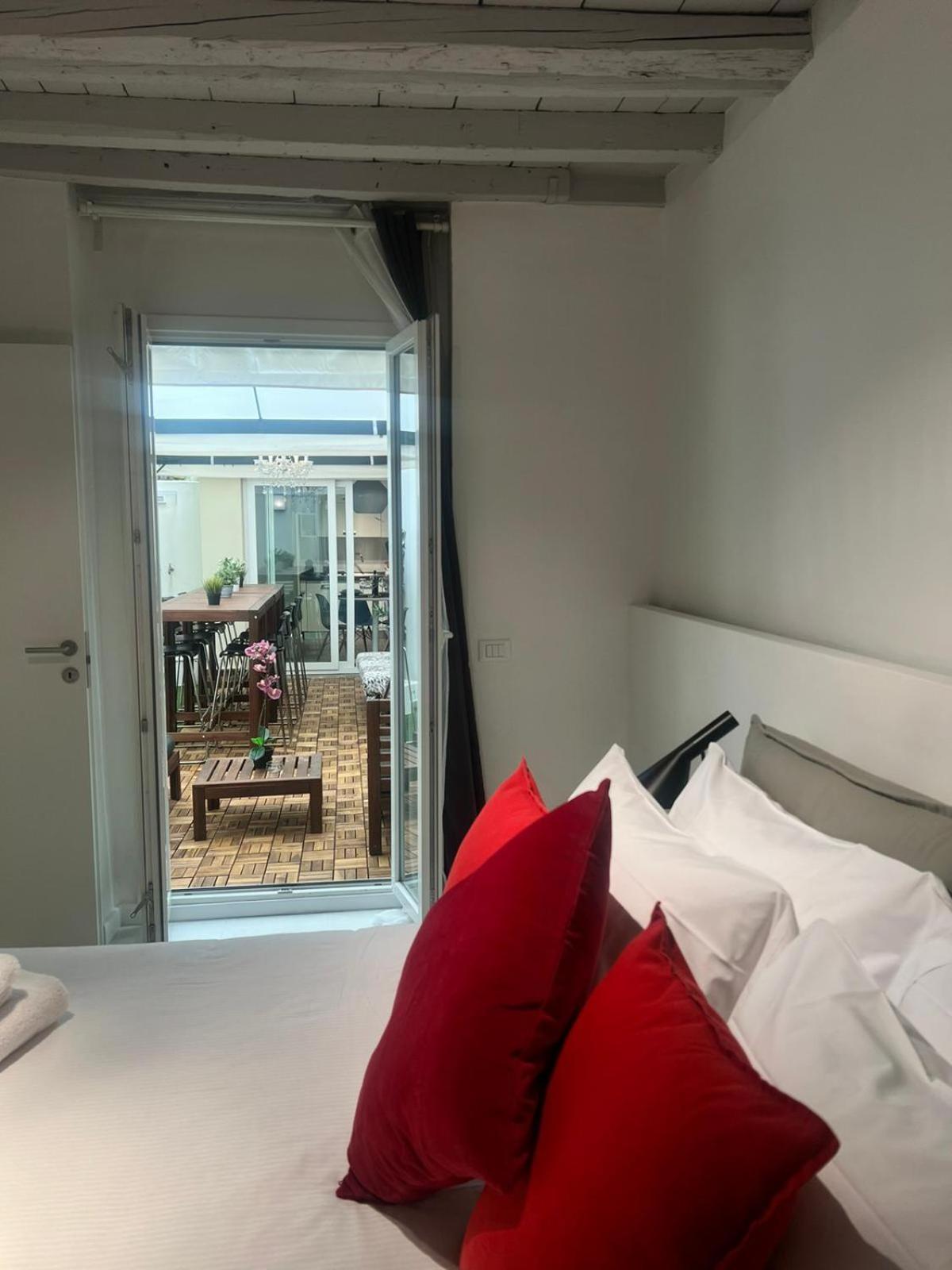 New Ground Floor And Patio Apartamento Florença