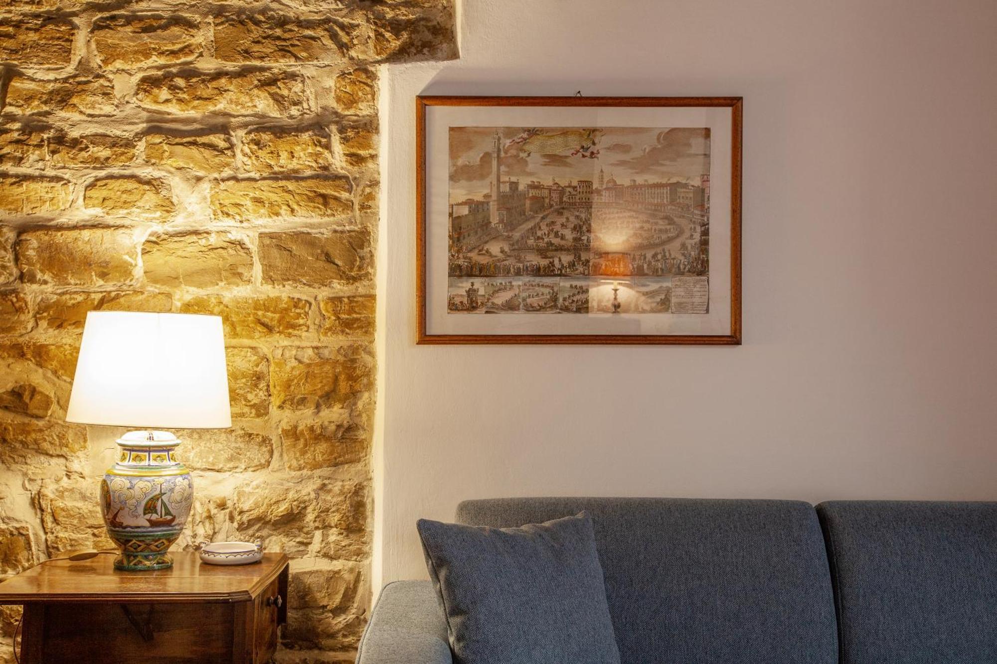 Lejlighed Aurora's, Renaissance Suite, Historic Apartment, Pivot Location, Few Walks From All, Ac Bedroom