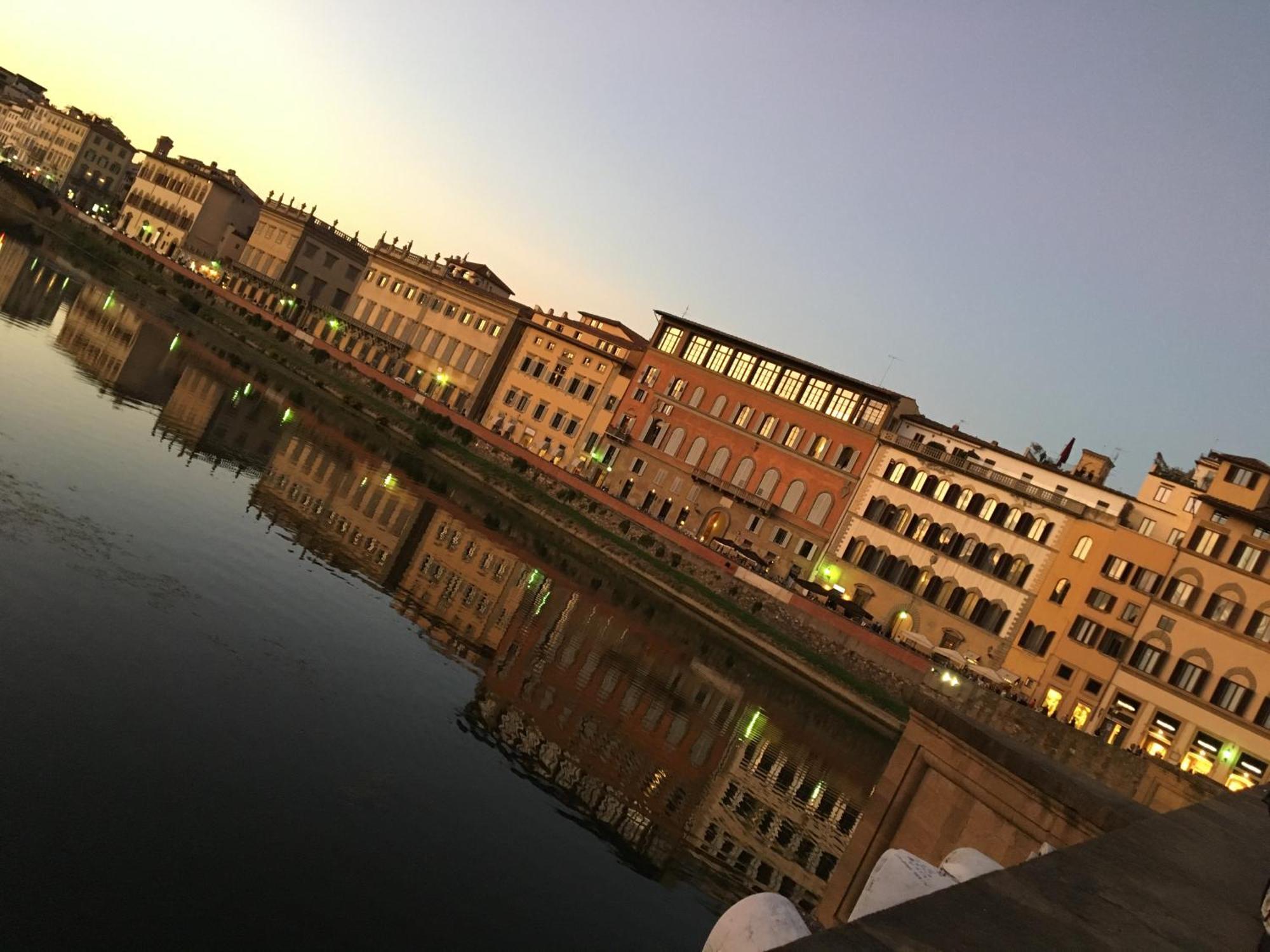 Cozy Santa Maria Novella Uffizi Duomo 2beds-2baths * Firenze
