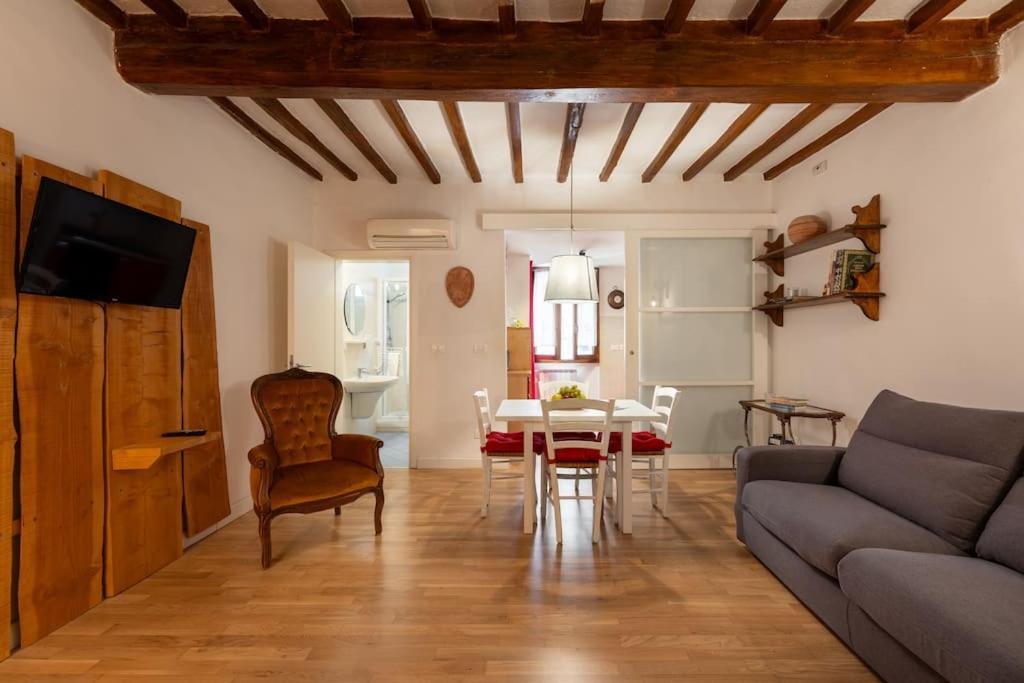 Keys Of Italy - Mercato 20 - Modern 1 Bedroom Nearby Mercato Appartamento