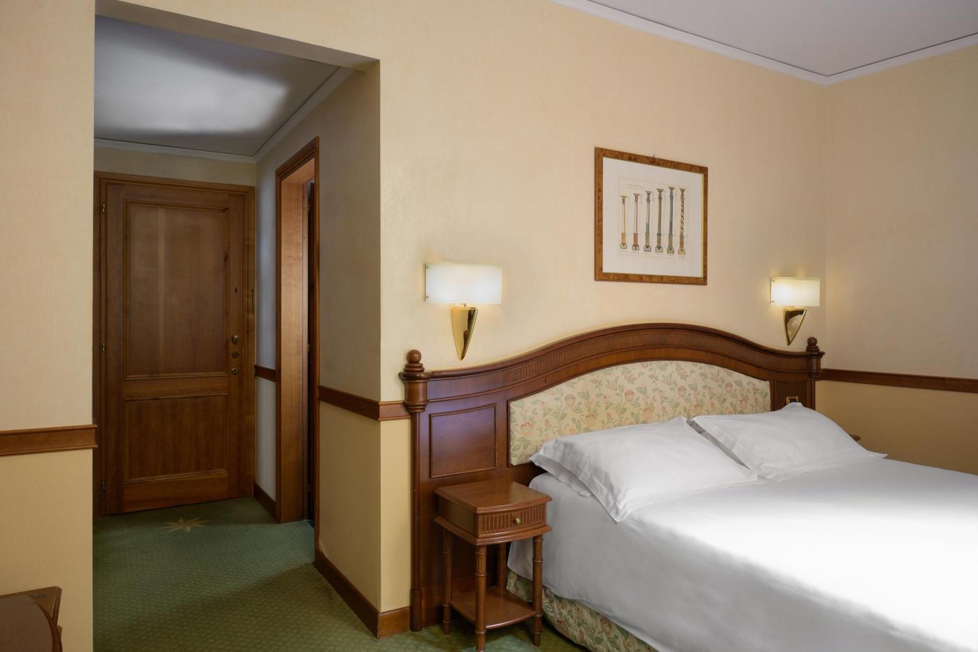 Degli Orafi Hotell 4*