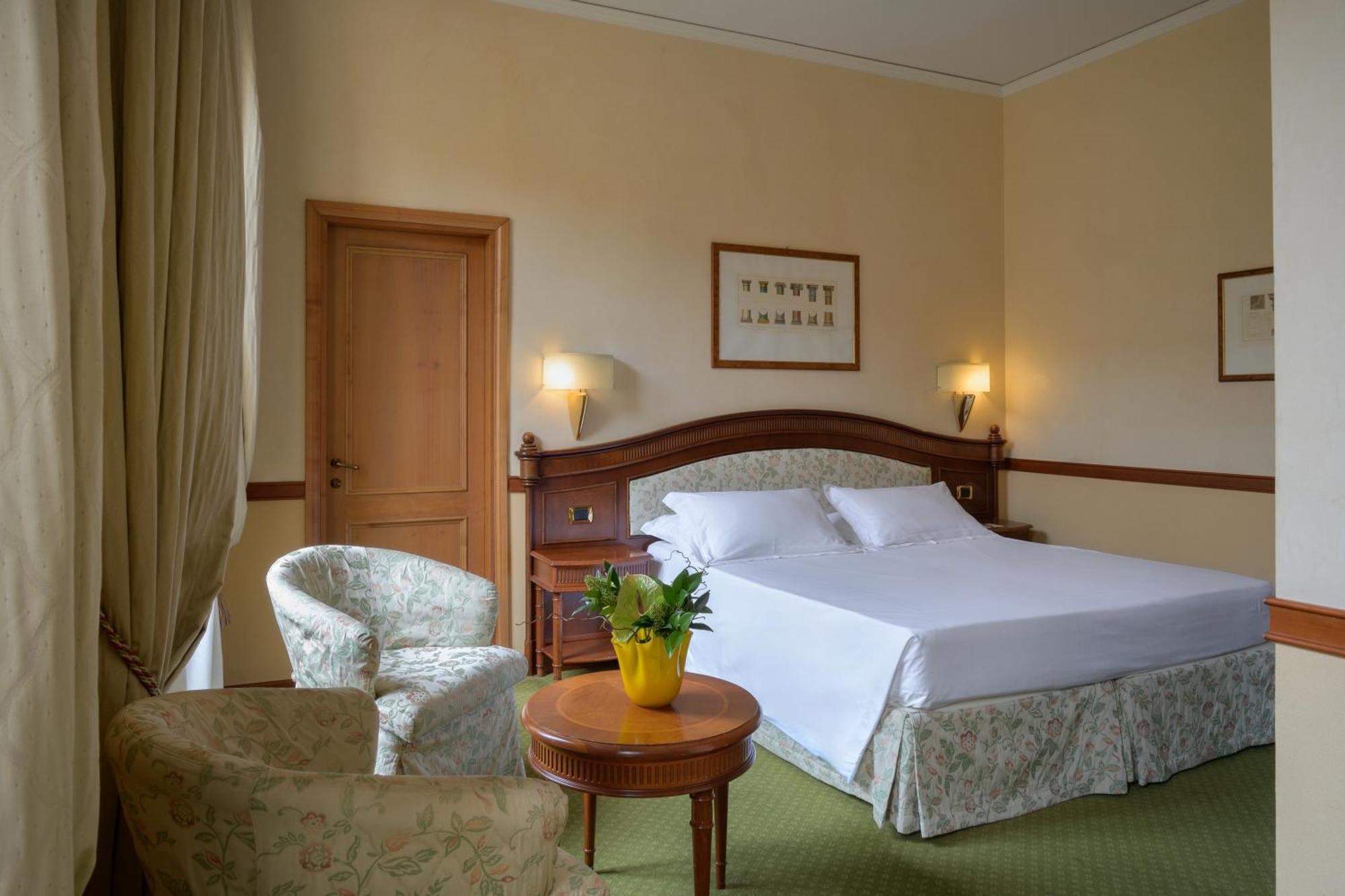 Hotell Degli Orafi 4*