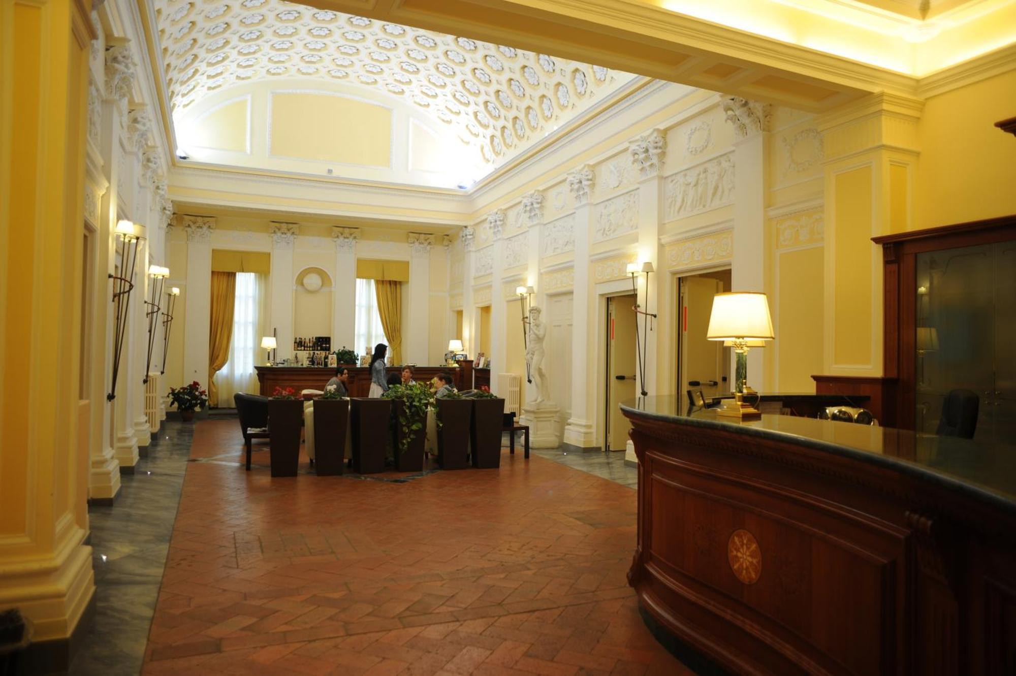 Hotell California