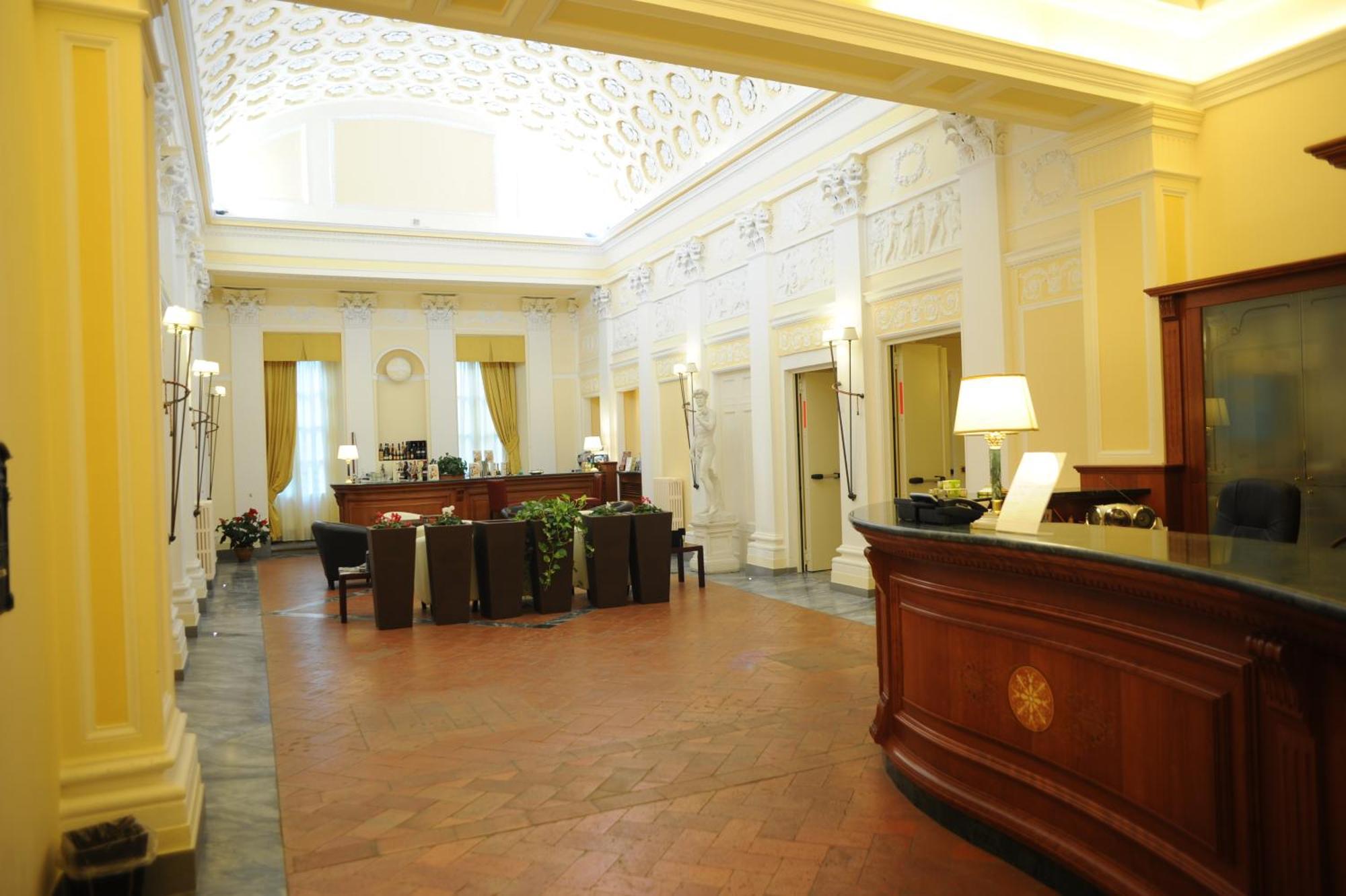 Hotell California
