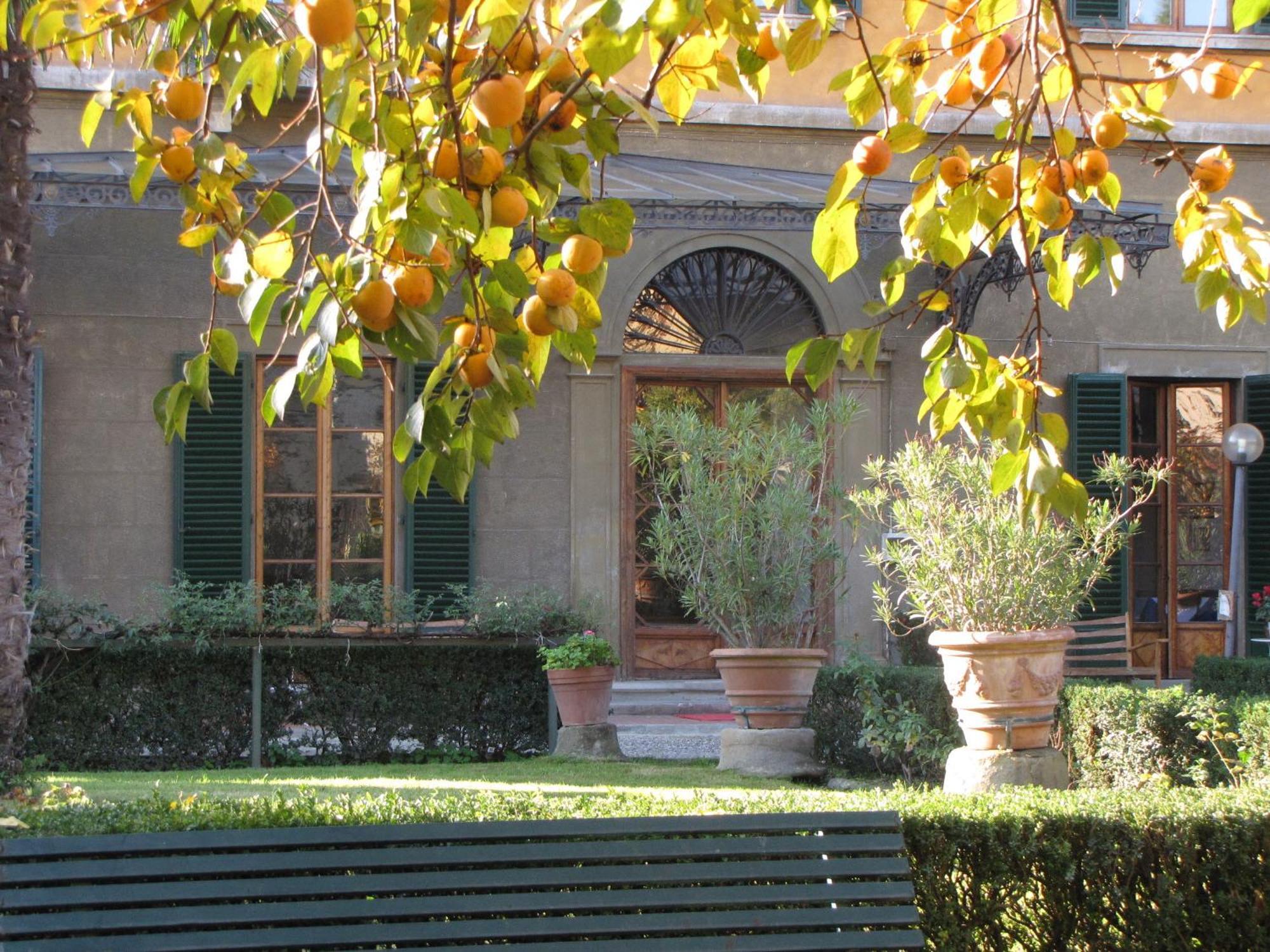 Casa Santo Nome Di Gesu
