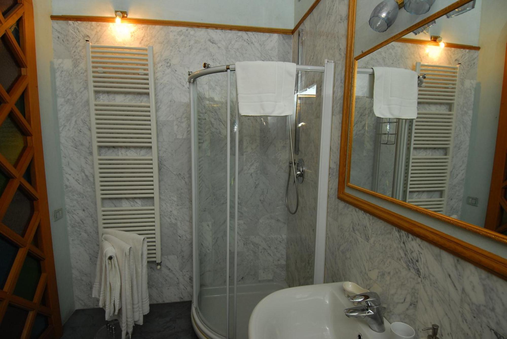 Bed & Breakfast Cavour10