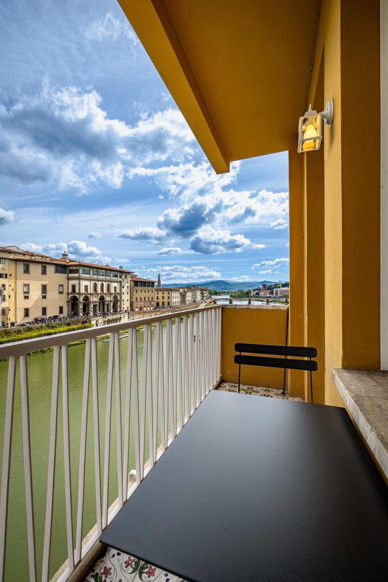 Appartement Yd Balcony On Pontevecchio View Florence