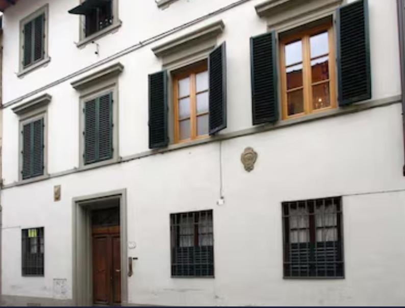 Amalia Guelfa Lejlighedshotel Firenze