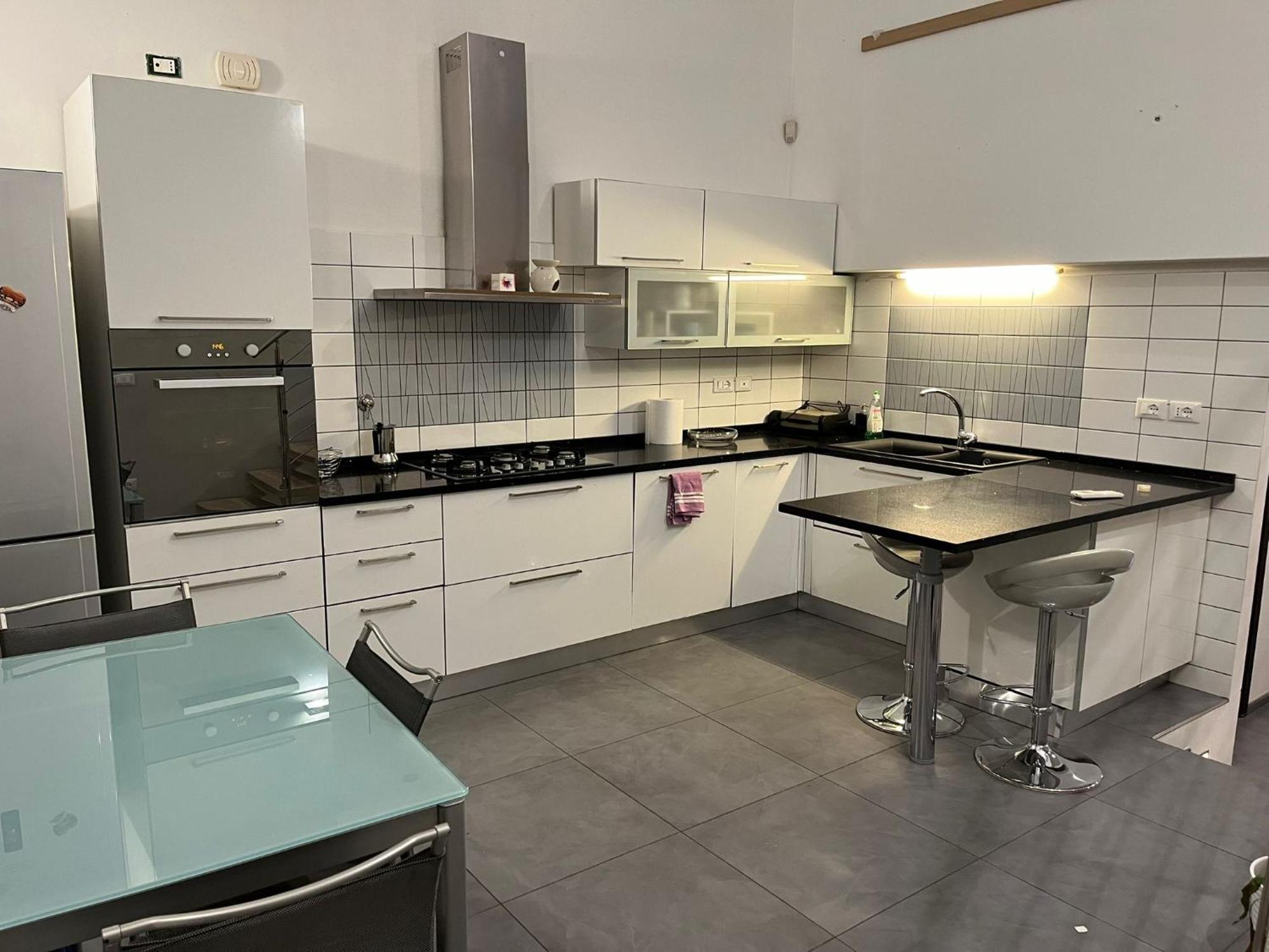 Appartement Exquisite 2br Nearby Borgo San Frediano Florence