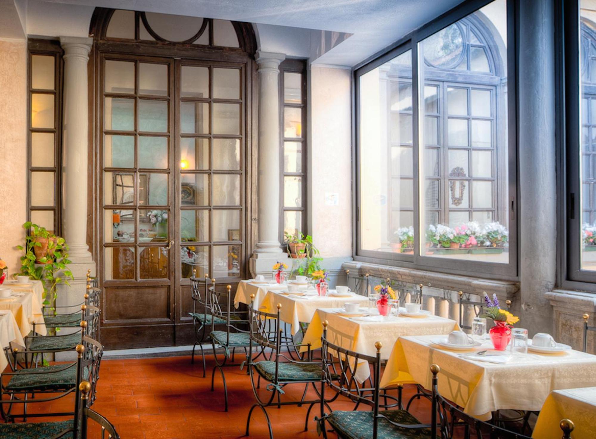 Torre Guelfa Palazzo Acciaiuoli Hotel 4*