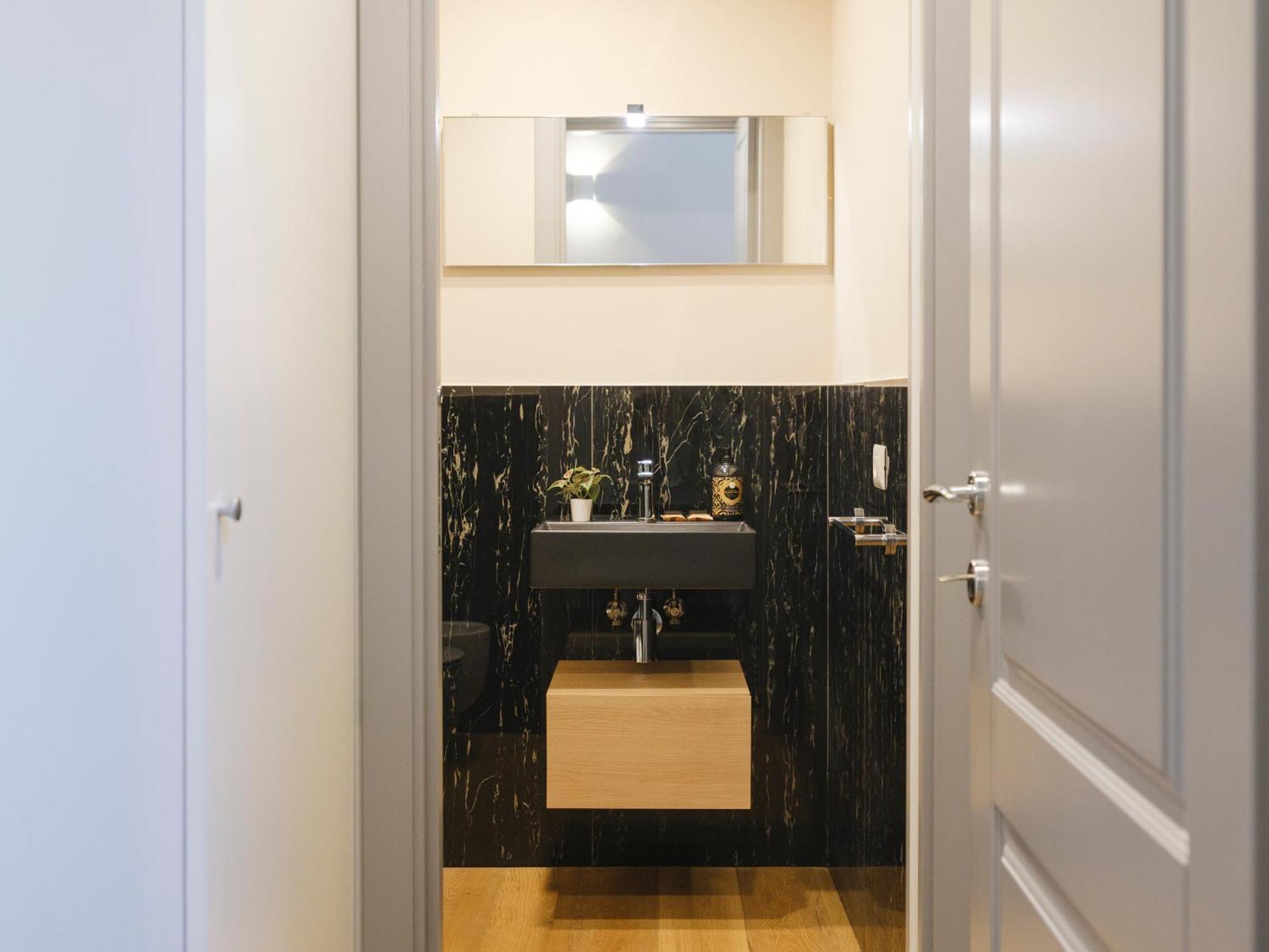 Residenza Carlotta - Luxury And Design Beside Arno Pousada *
