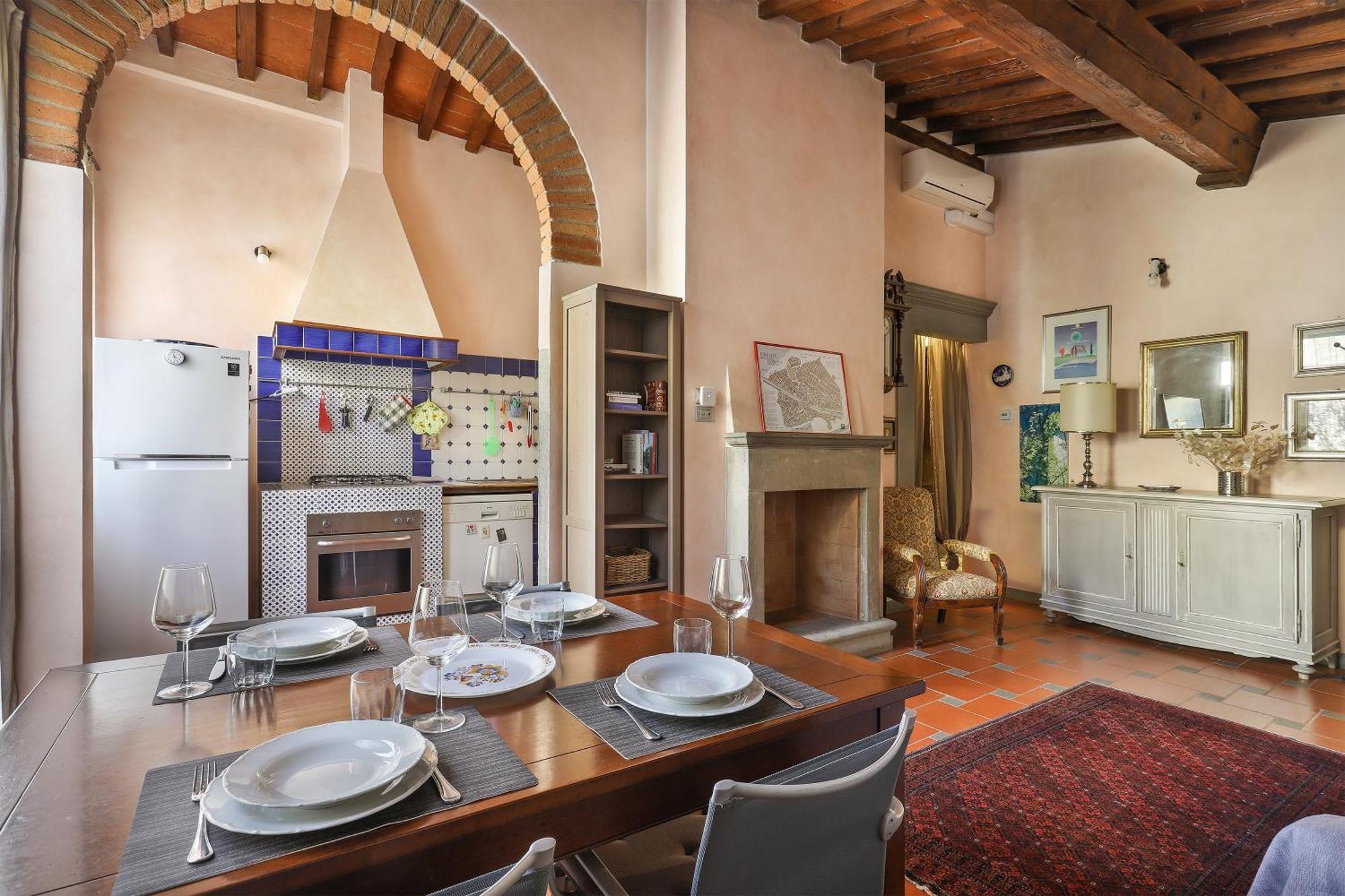 2 Bedroom With Terrace Florence