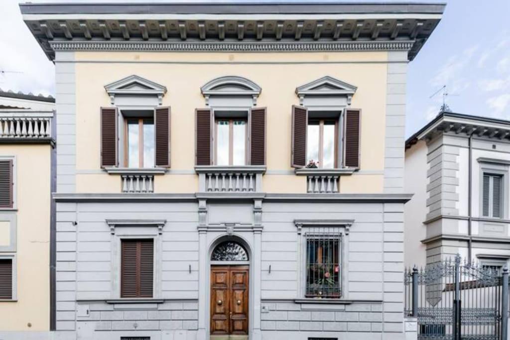 Renovated 19th Century Appartamento