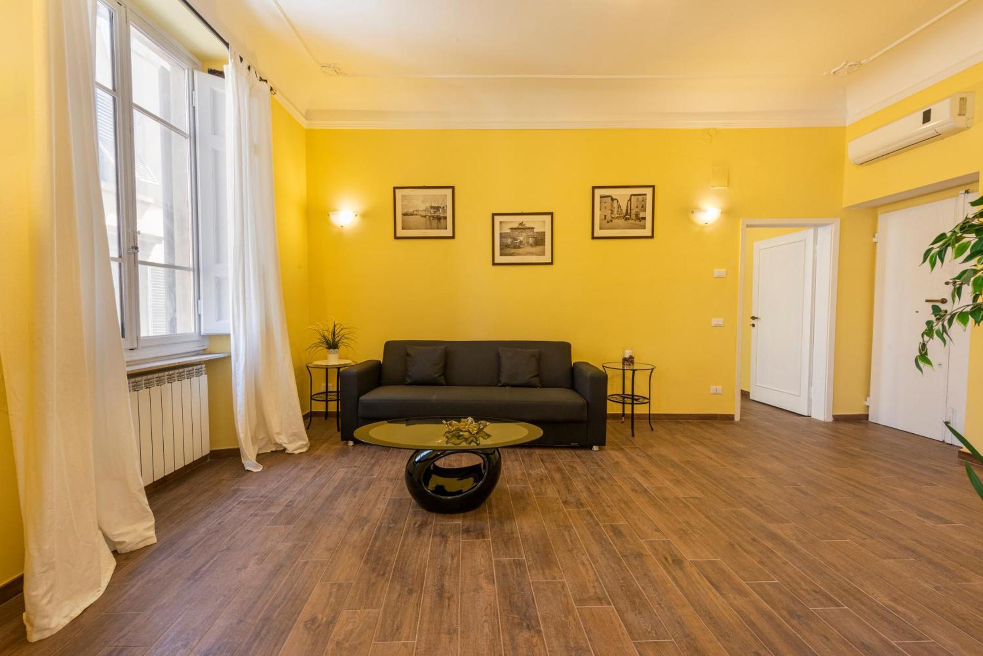 Casa Gialla By Mmega * Firenze