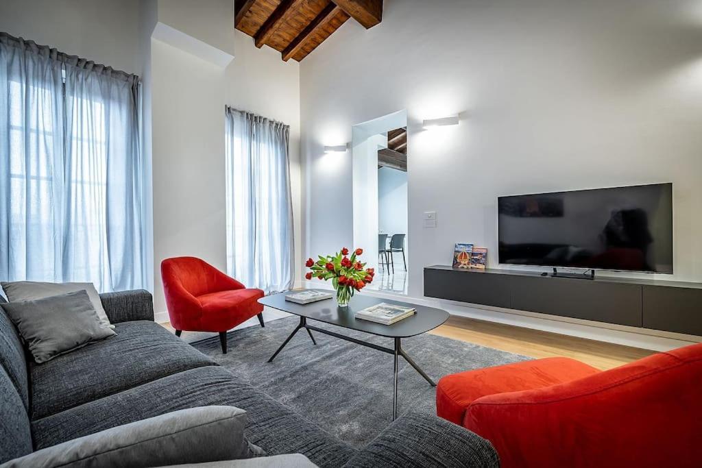 Top Floor With Duomo View Appartamento