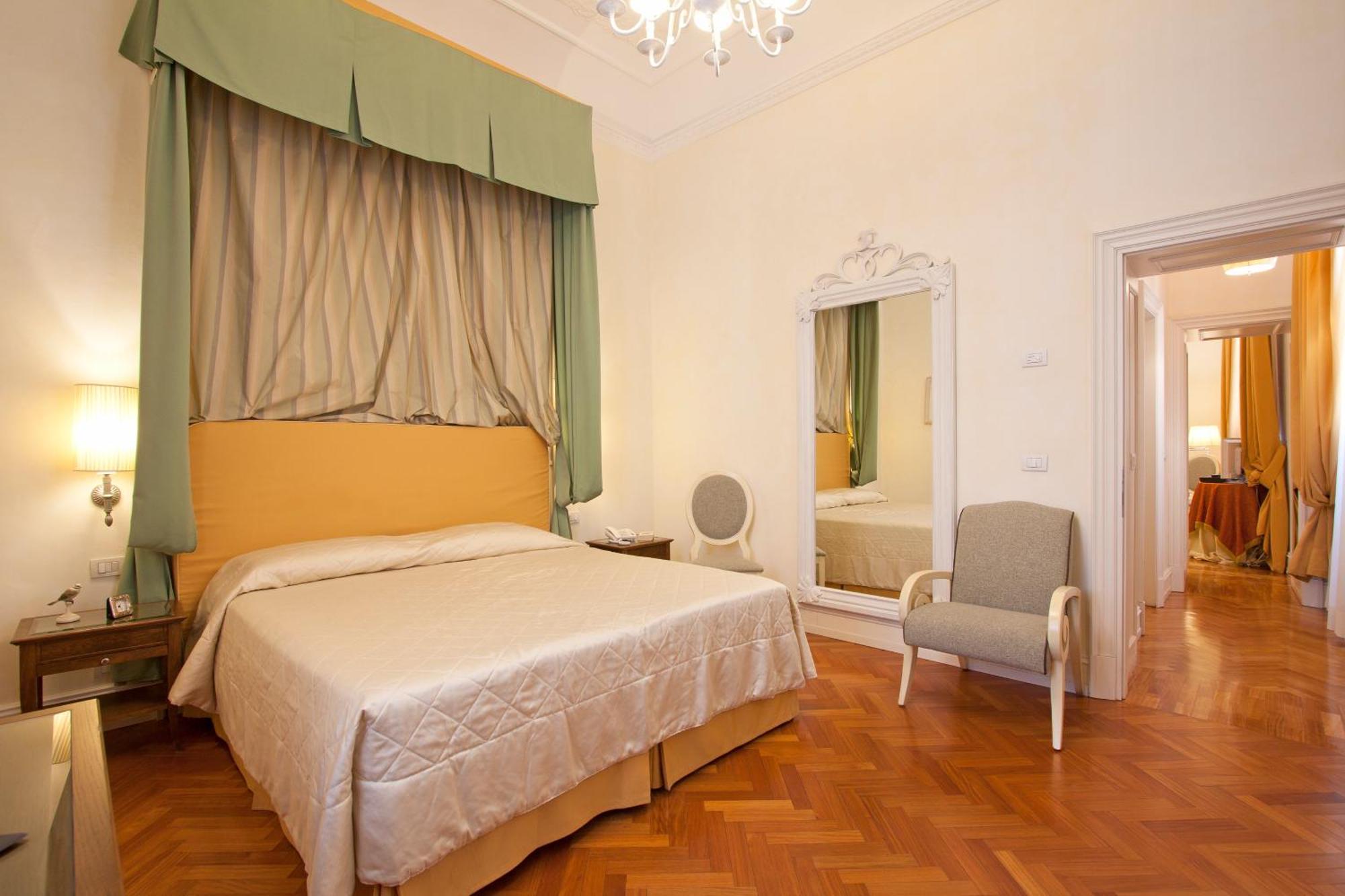 Lejlighedshotel Serristori Palace 2*