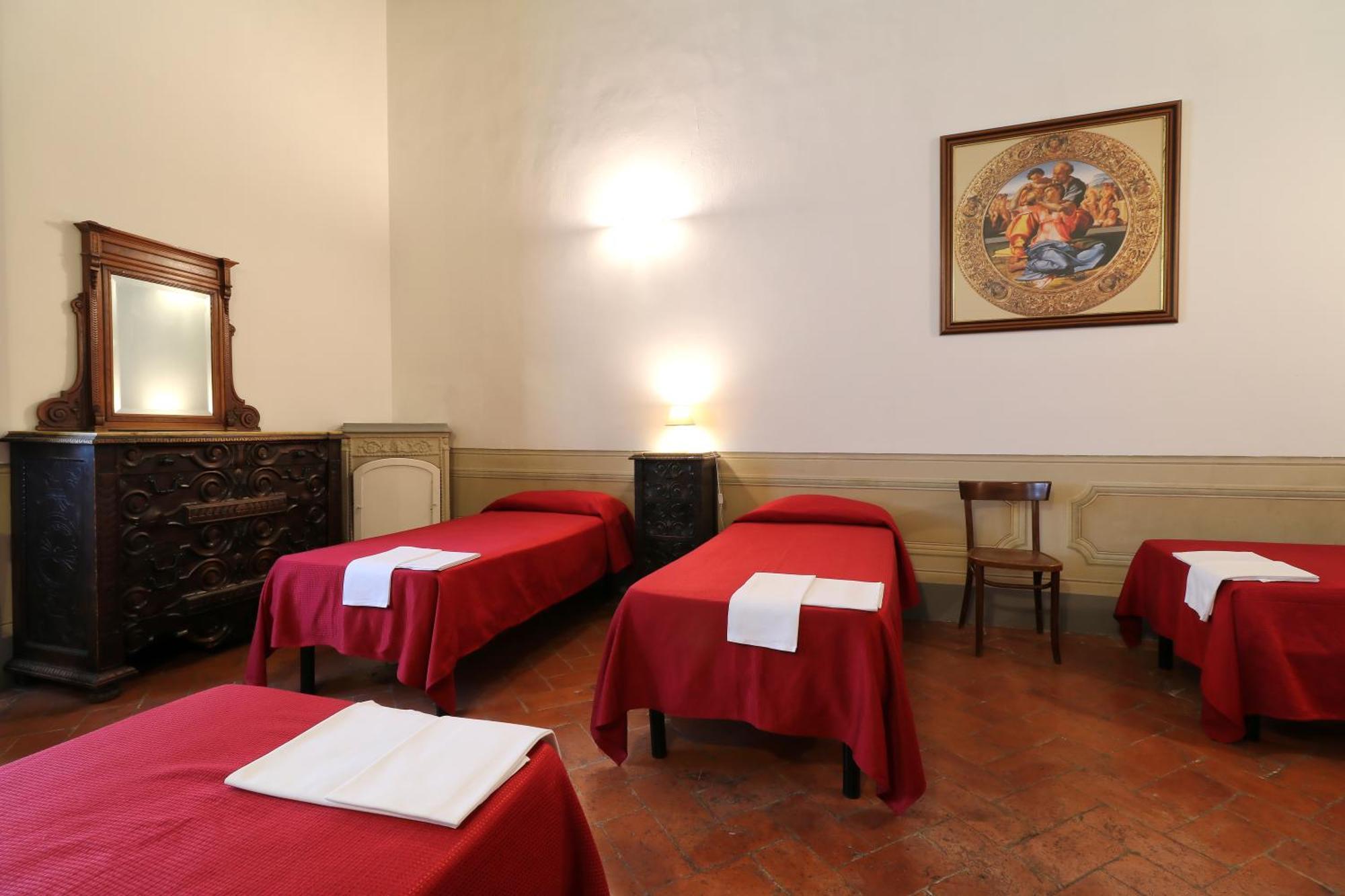 Hotel Casa Santo Nome Di Gesu 3*