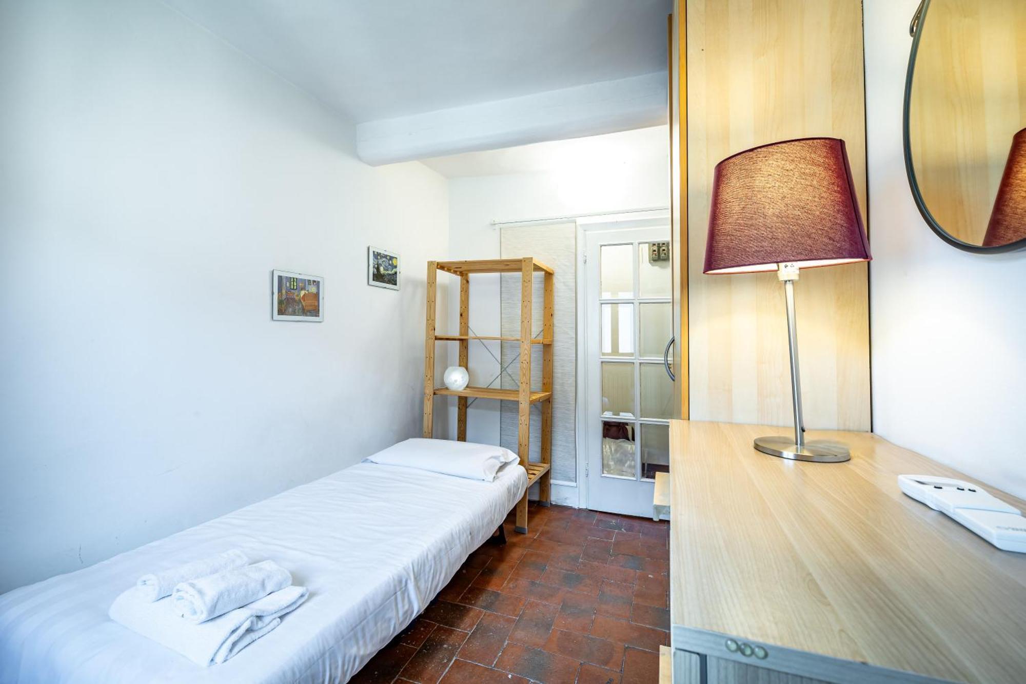 Roommo Viola * Florença