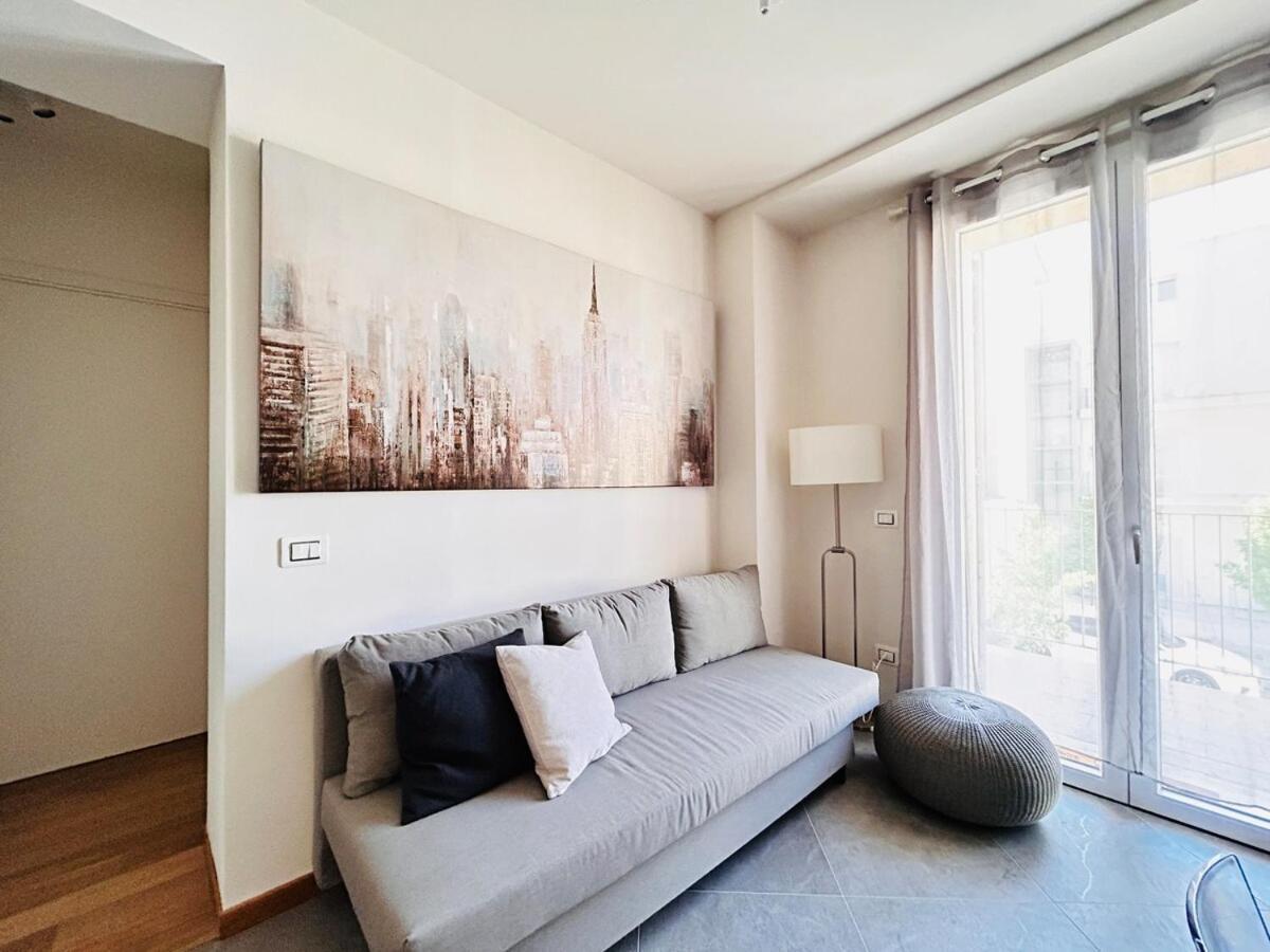 Homeby, Terrace Francesca Firenze