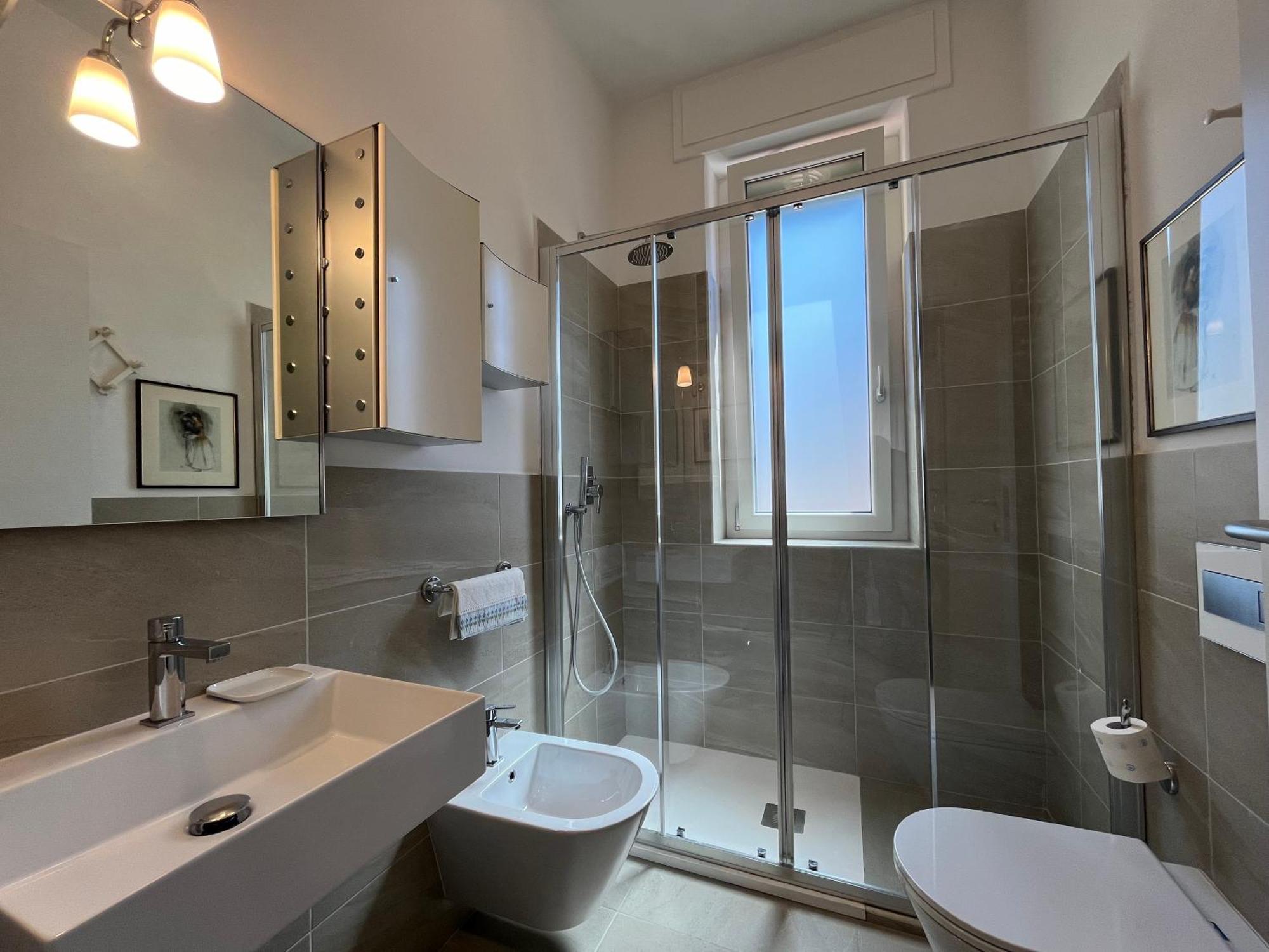 Apartment Orcagna With Parking Florence