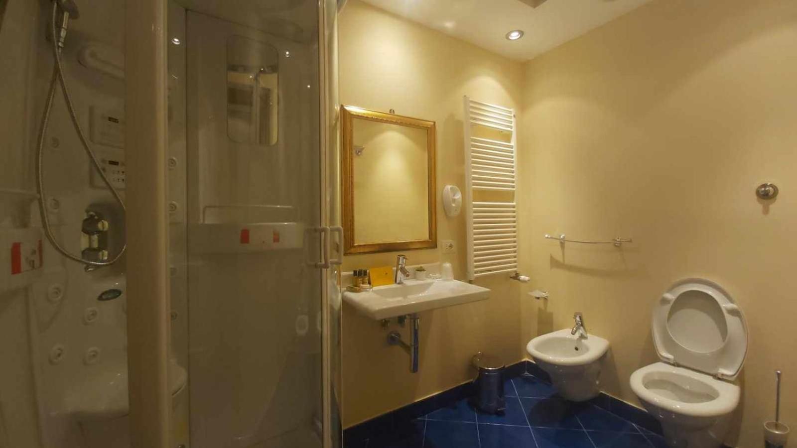 Tornabuoni La Petite 4*
