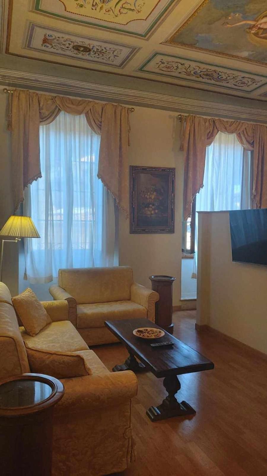 Tornabuoni La Petite Aparthotel Firenze