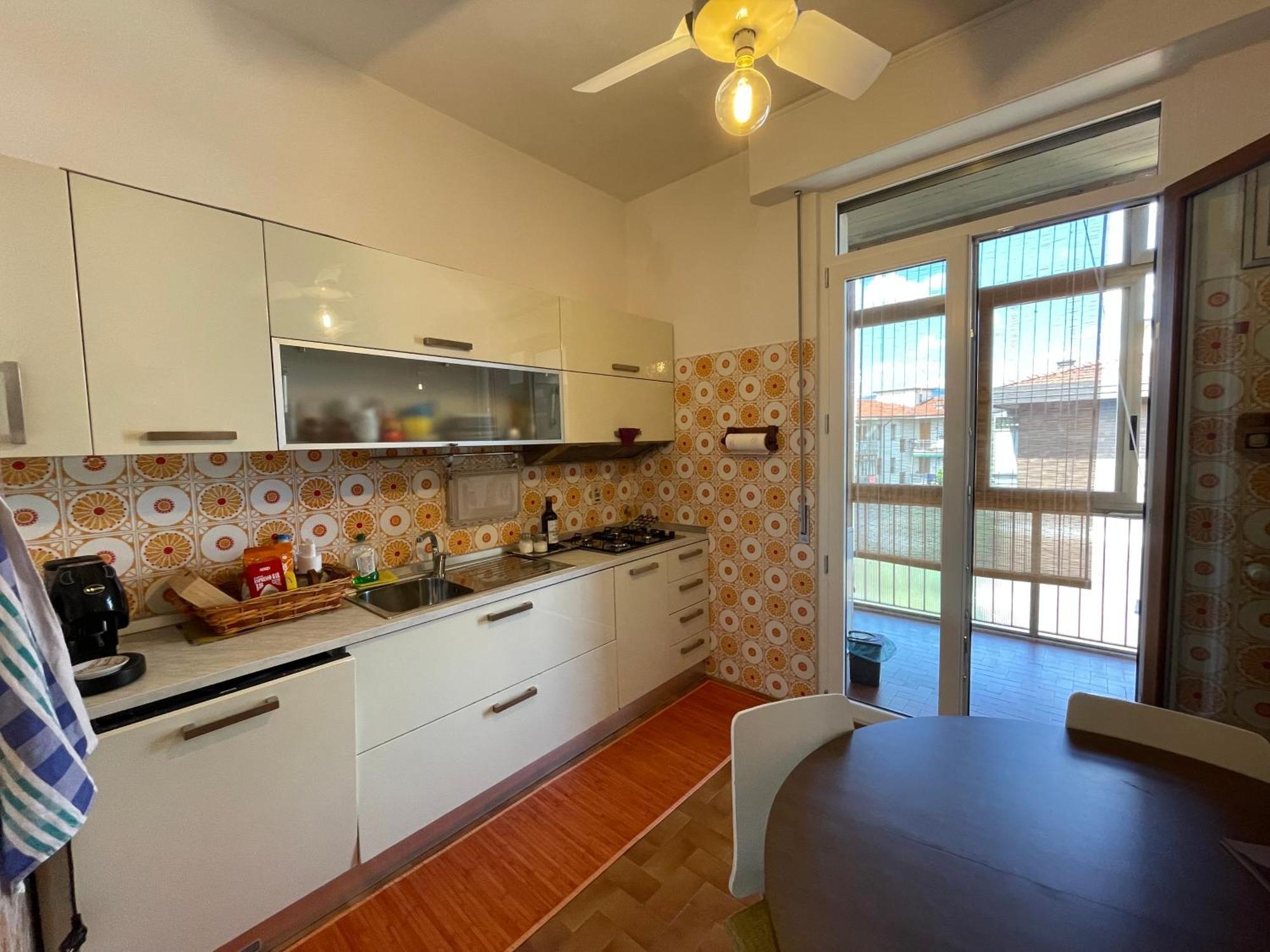 Quite In Apartment *
