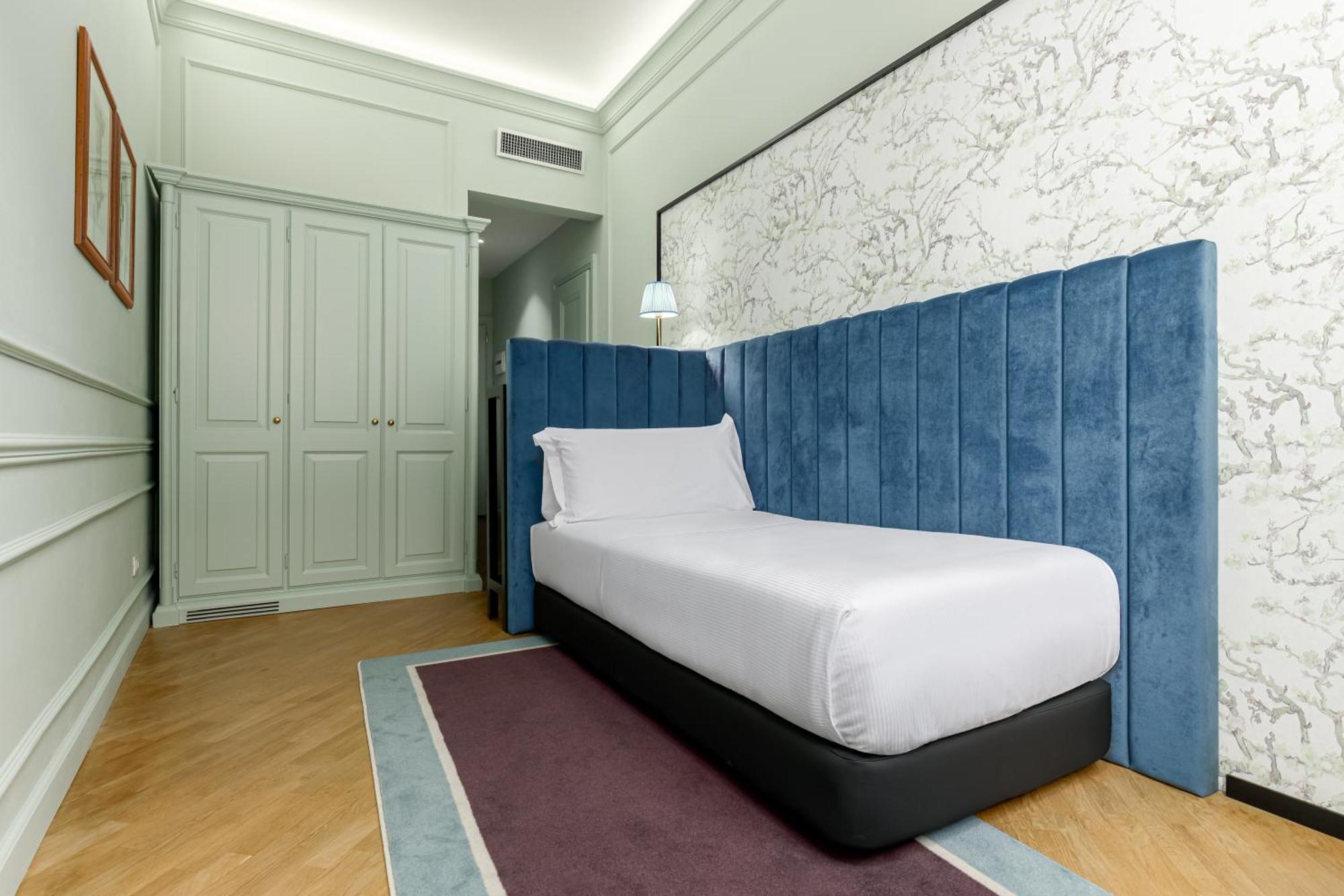 Mate Isabella Hotel 4*