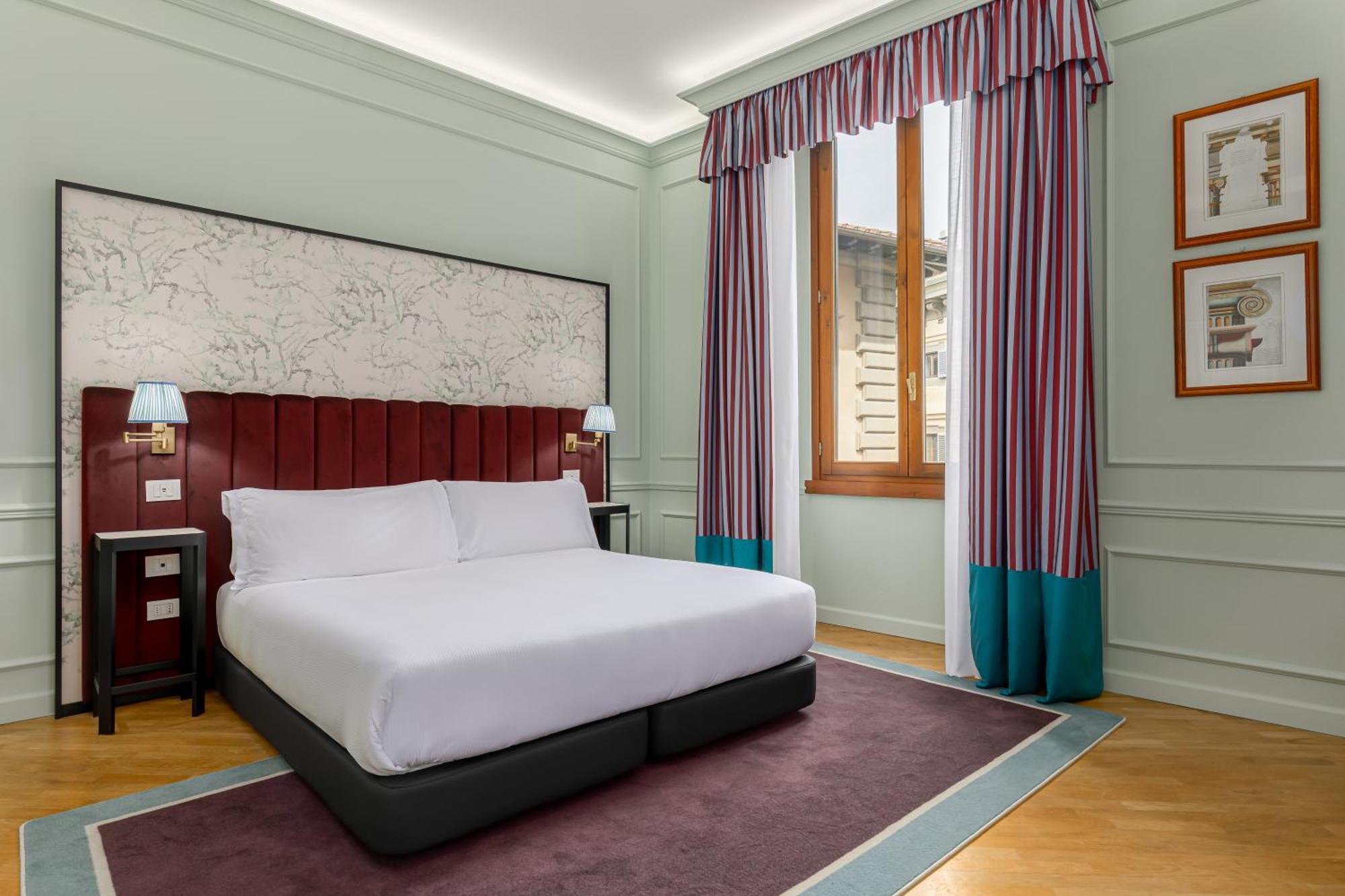 Mate Isabella Hotel 4*