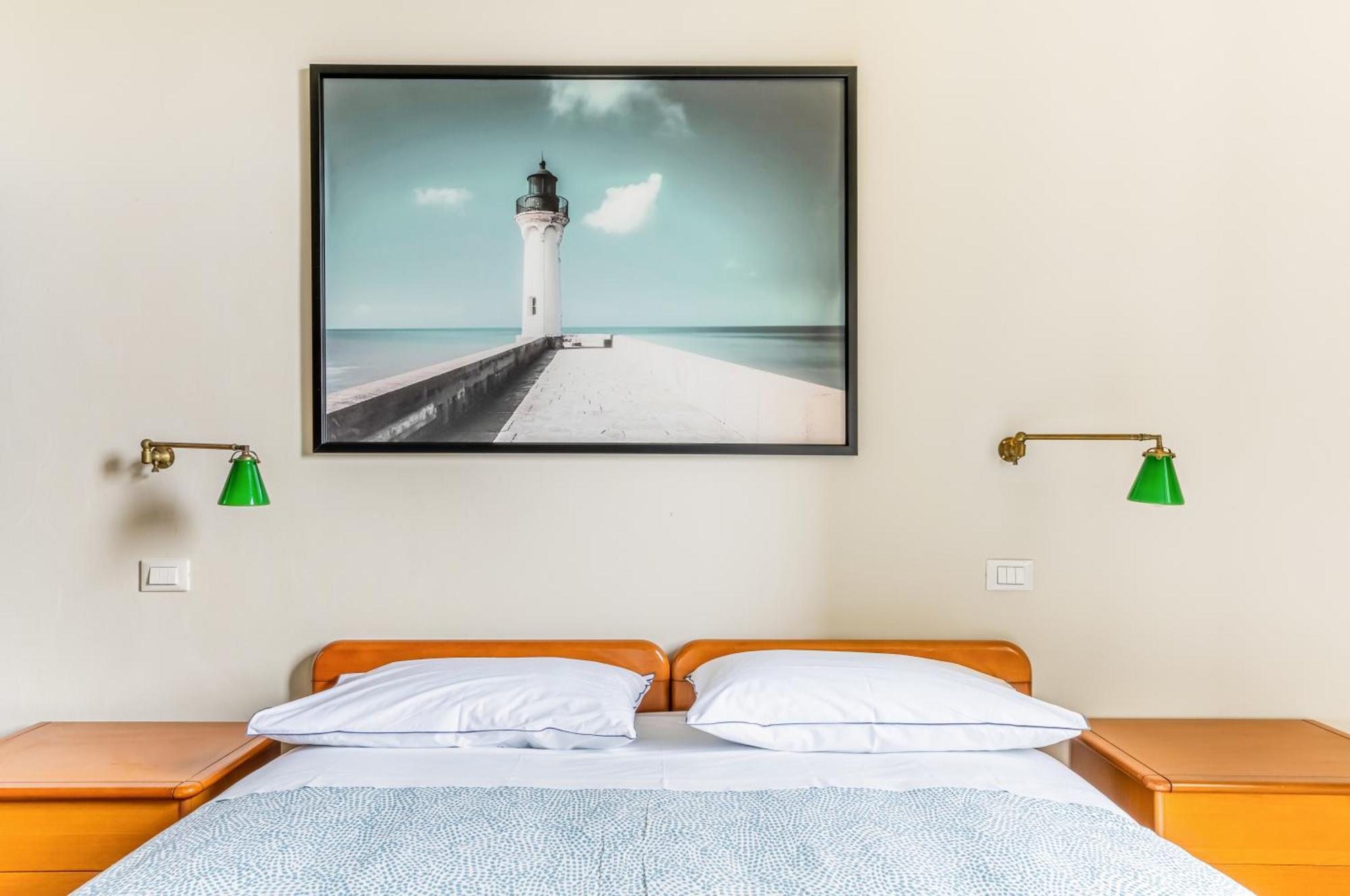 Leilighet Bright With Private Garden And Balcony