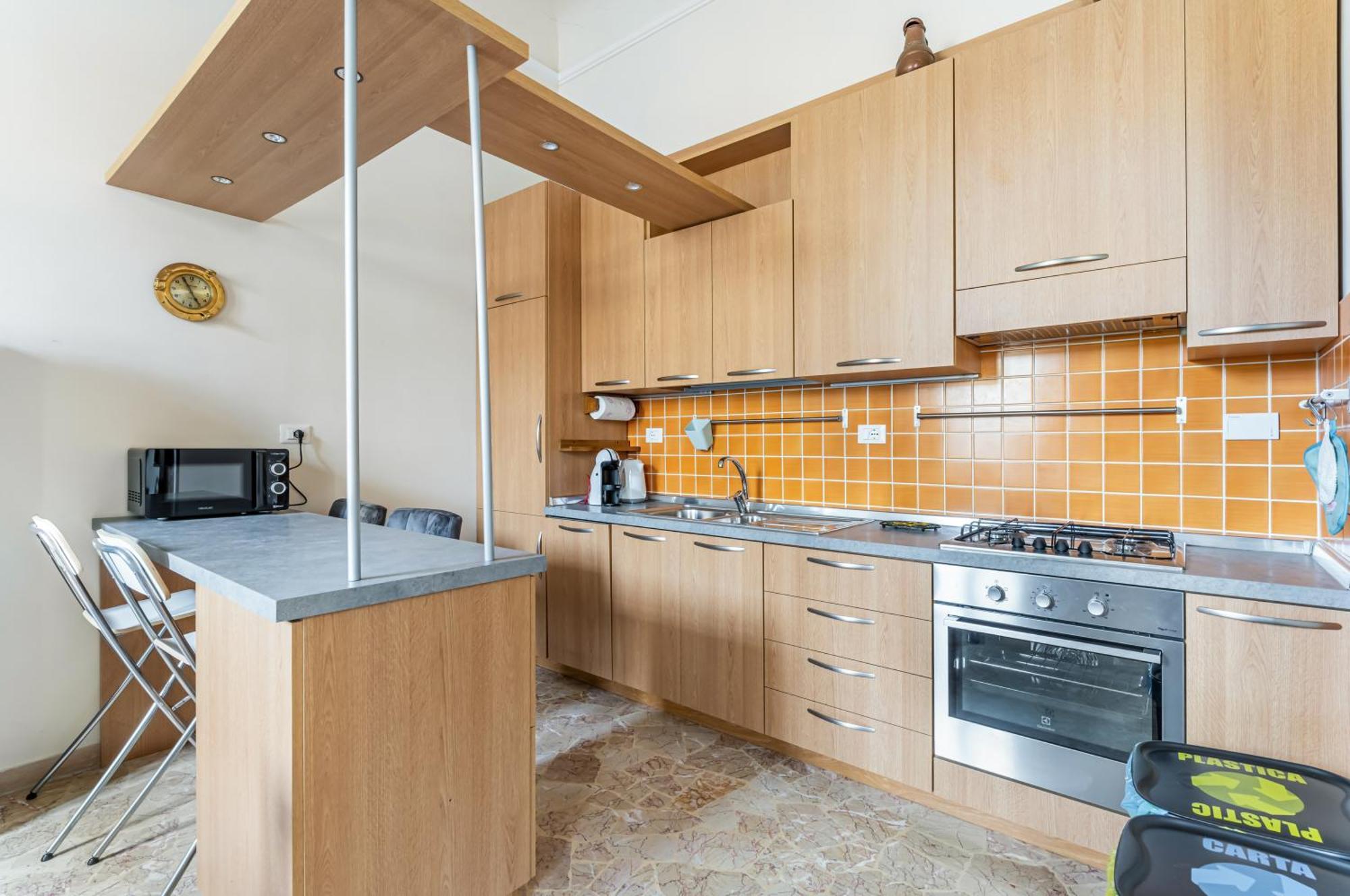 Bright With Private Garden And Balcony Firenze