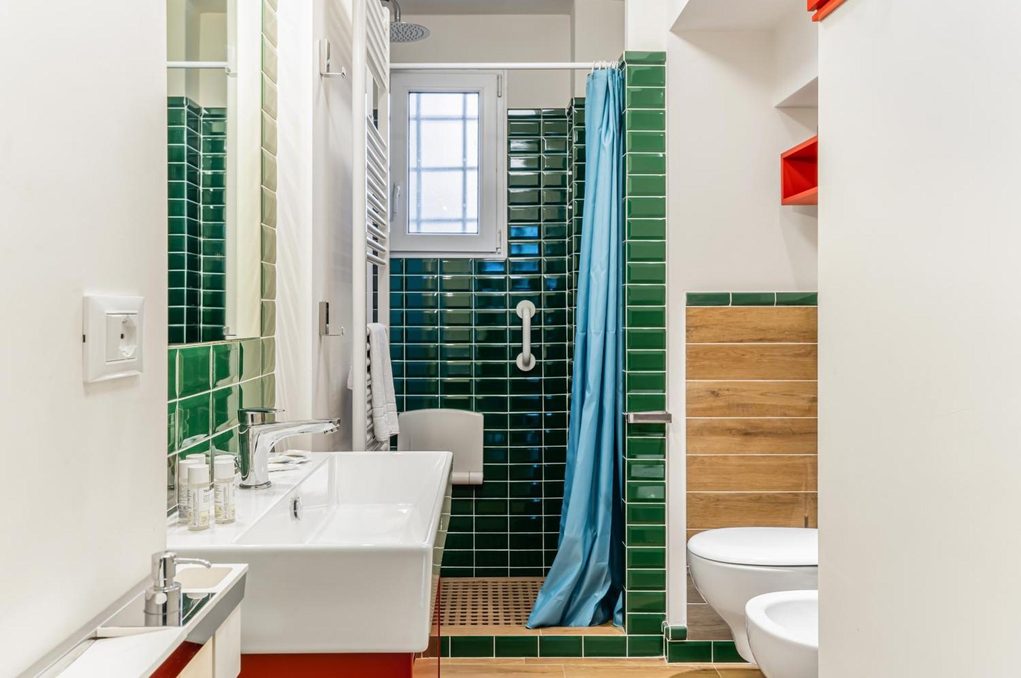 Bright With Private Garden And Balcony Leilighet