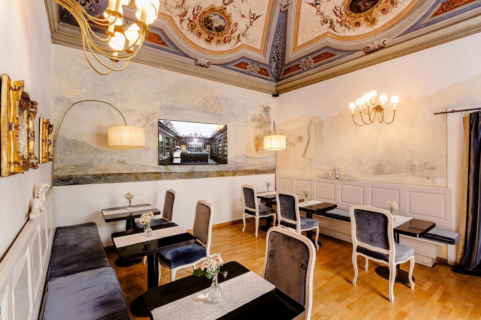 Palazzo Dal Borgo Hotel