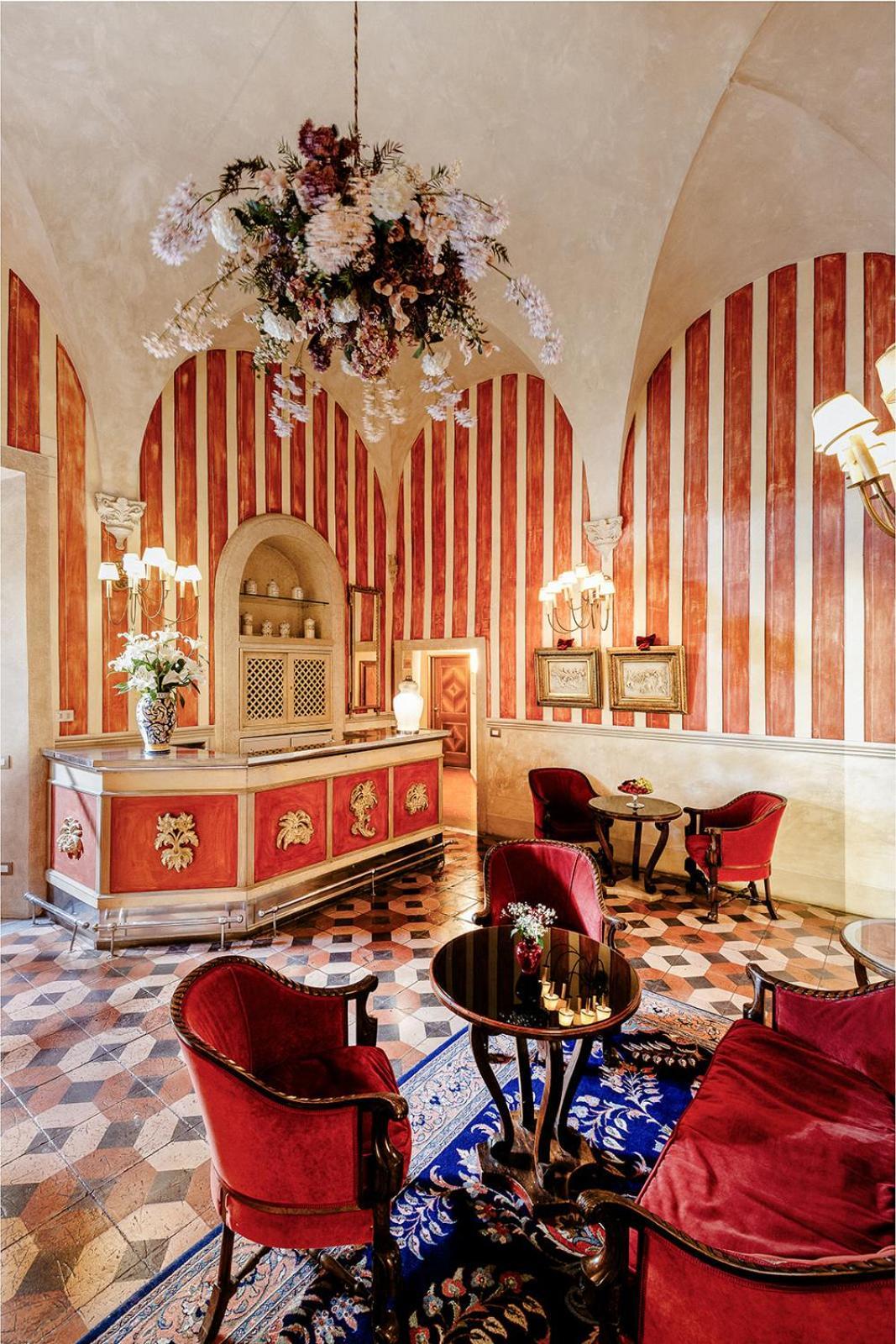 Palazzo Dal Borgo 4*