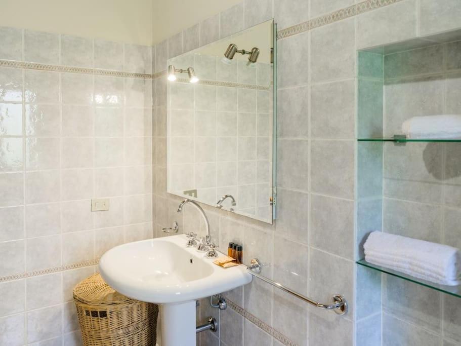Villa Stalla - With Garden In The Historic Center Florence