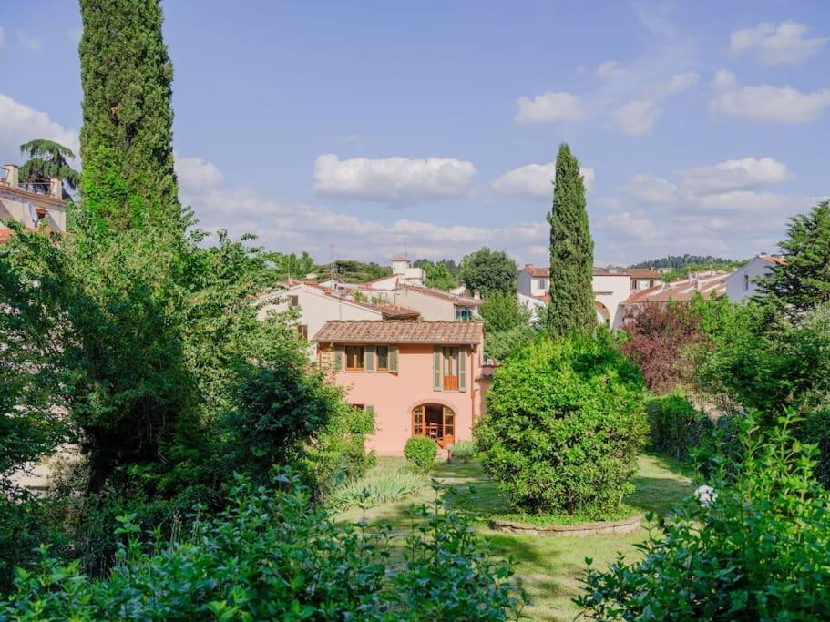 Stalla - With Garden In The Historic Center *