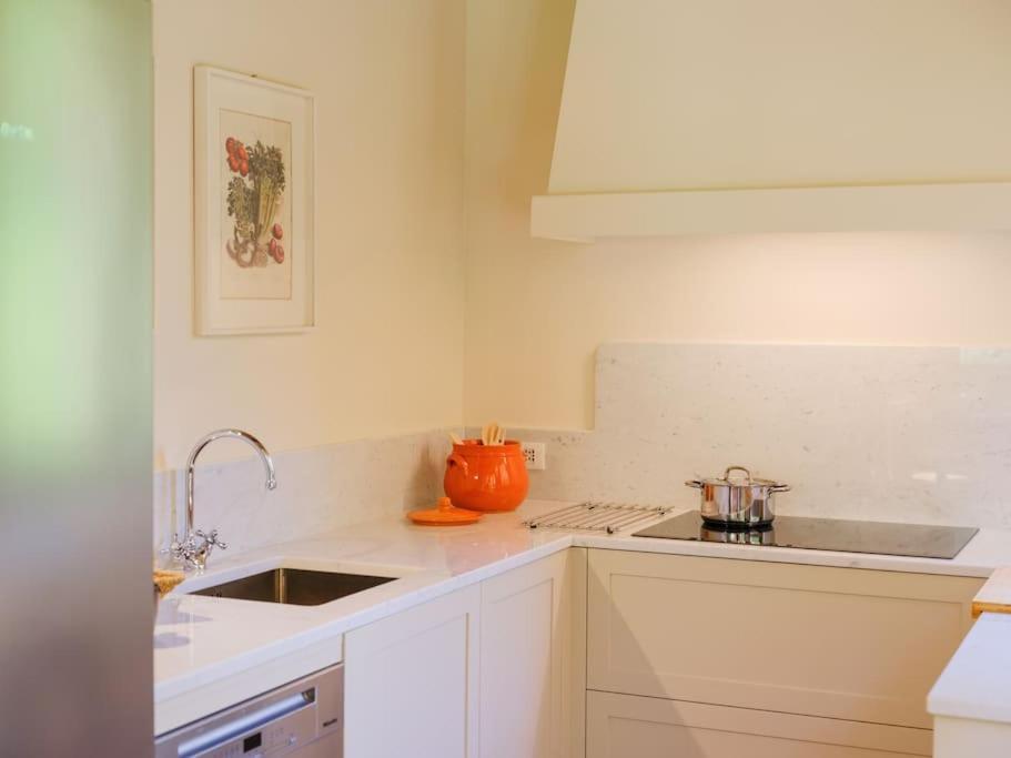 Stalla - With Garden In The Historic Center Villa *