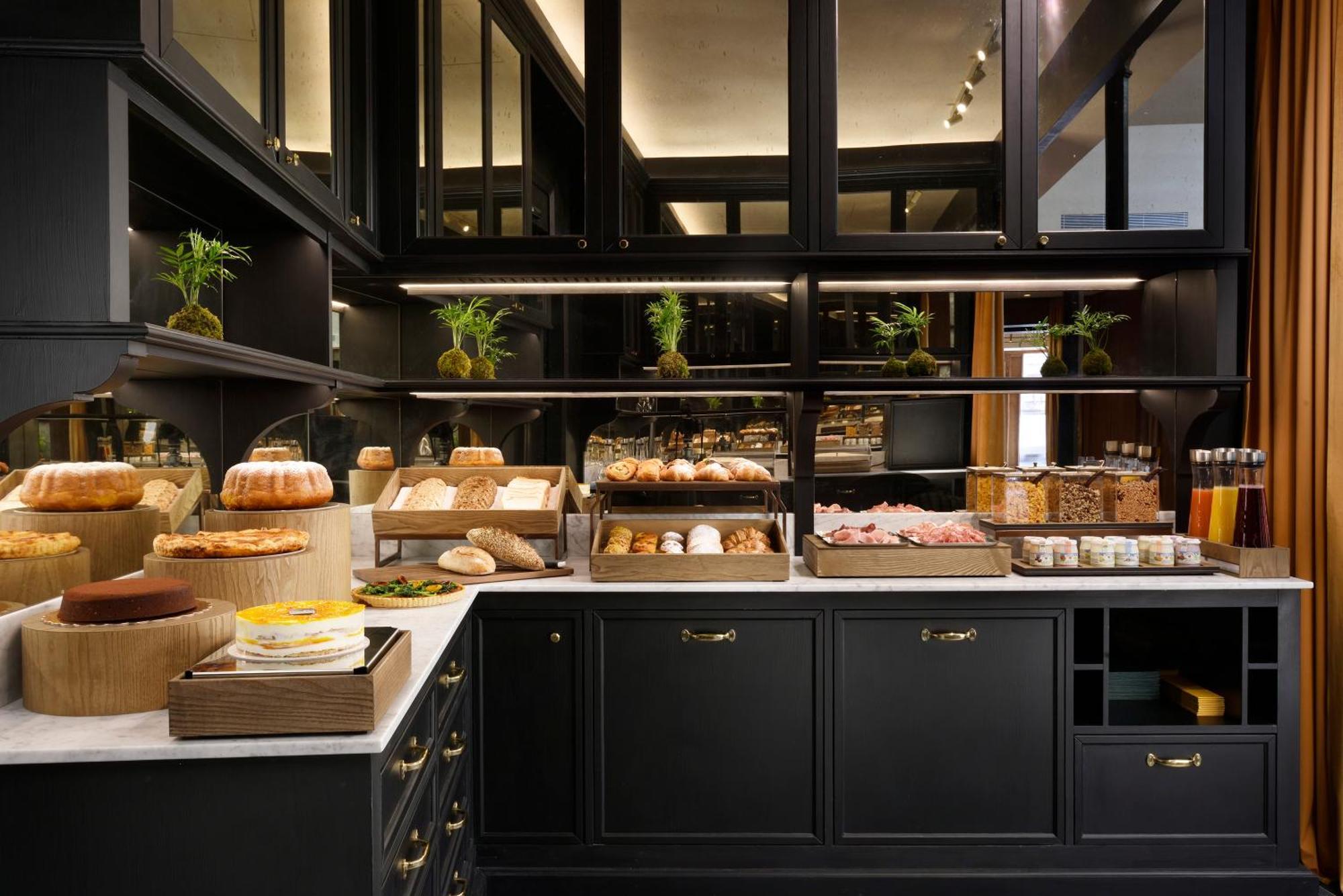 Floren Luxury Hotel