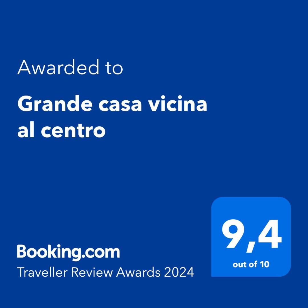 Grande Casa Vicina Al Centro Lejlighed