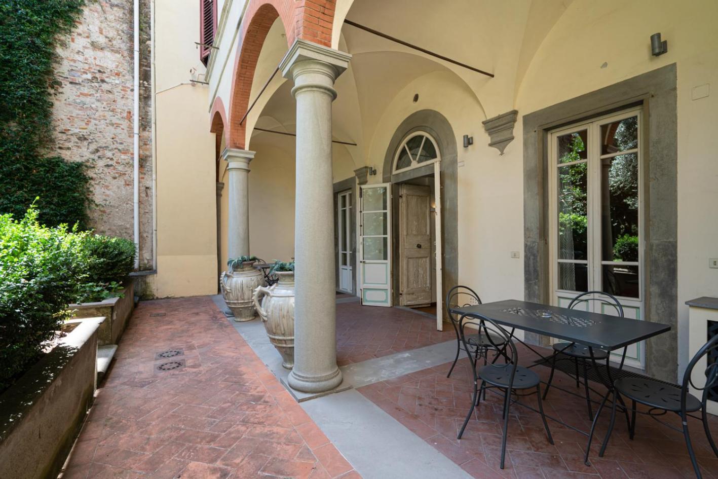 Appartement Piazza Dei Ciompi With Private Garden *