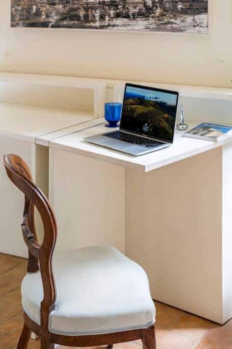 Appartamento Relax Like Home, Piazza Santa Croce, With Balcony Firenze