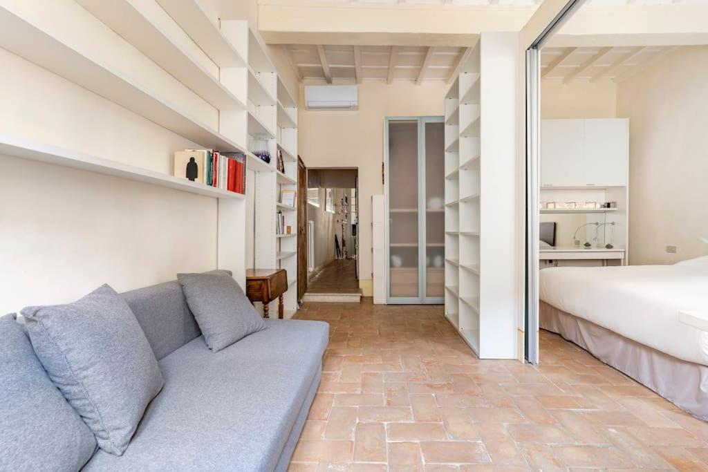 Relax Like Home, Piazza Santa Croce, With Balcony Appartamento