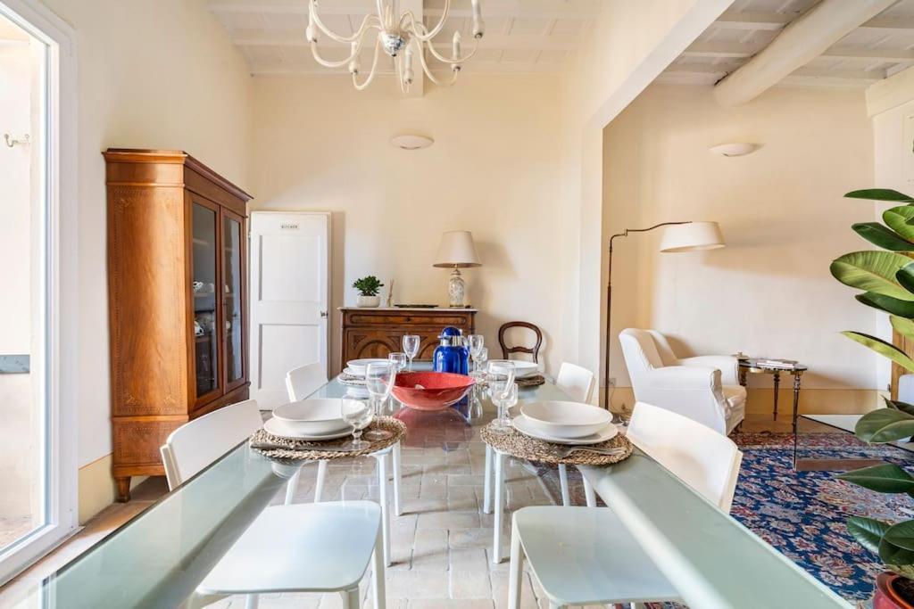 Appartamento Relax Like Home, Piazza Santa Croce, With Balcony