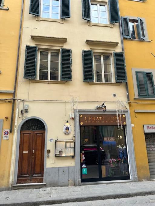 Relax Like Home, Piazza Santa Croce, With Balcony Firenze