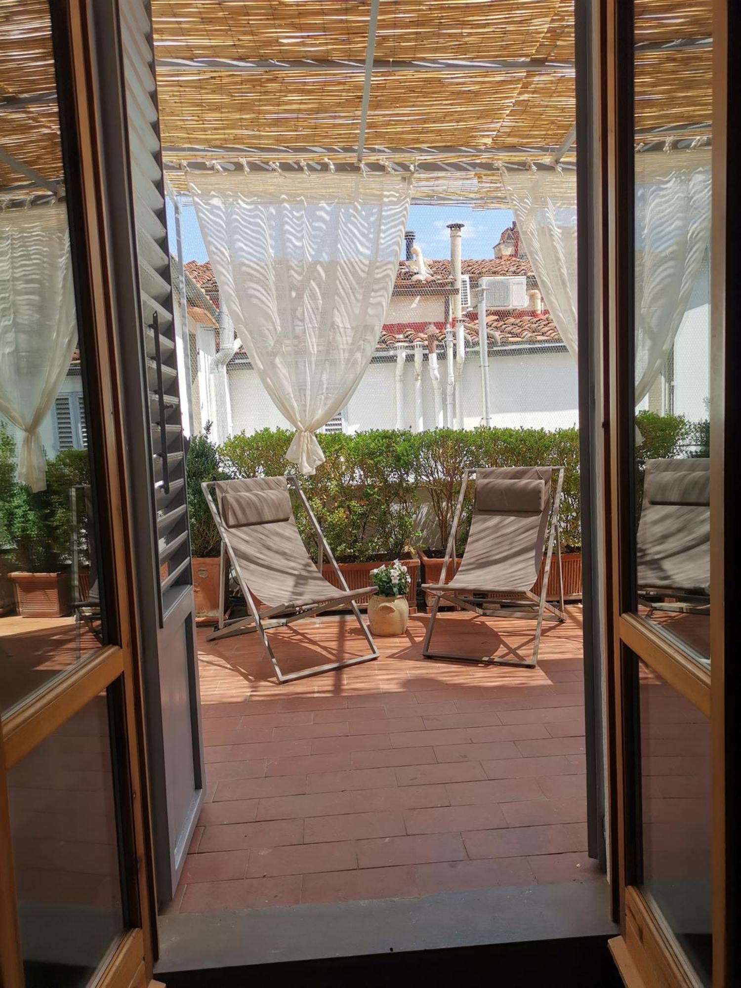 Grazioso In Centro Con Terrazza Privata *