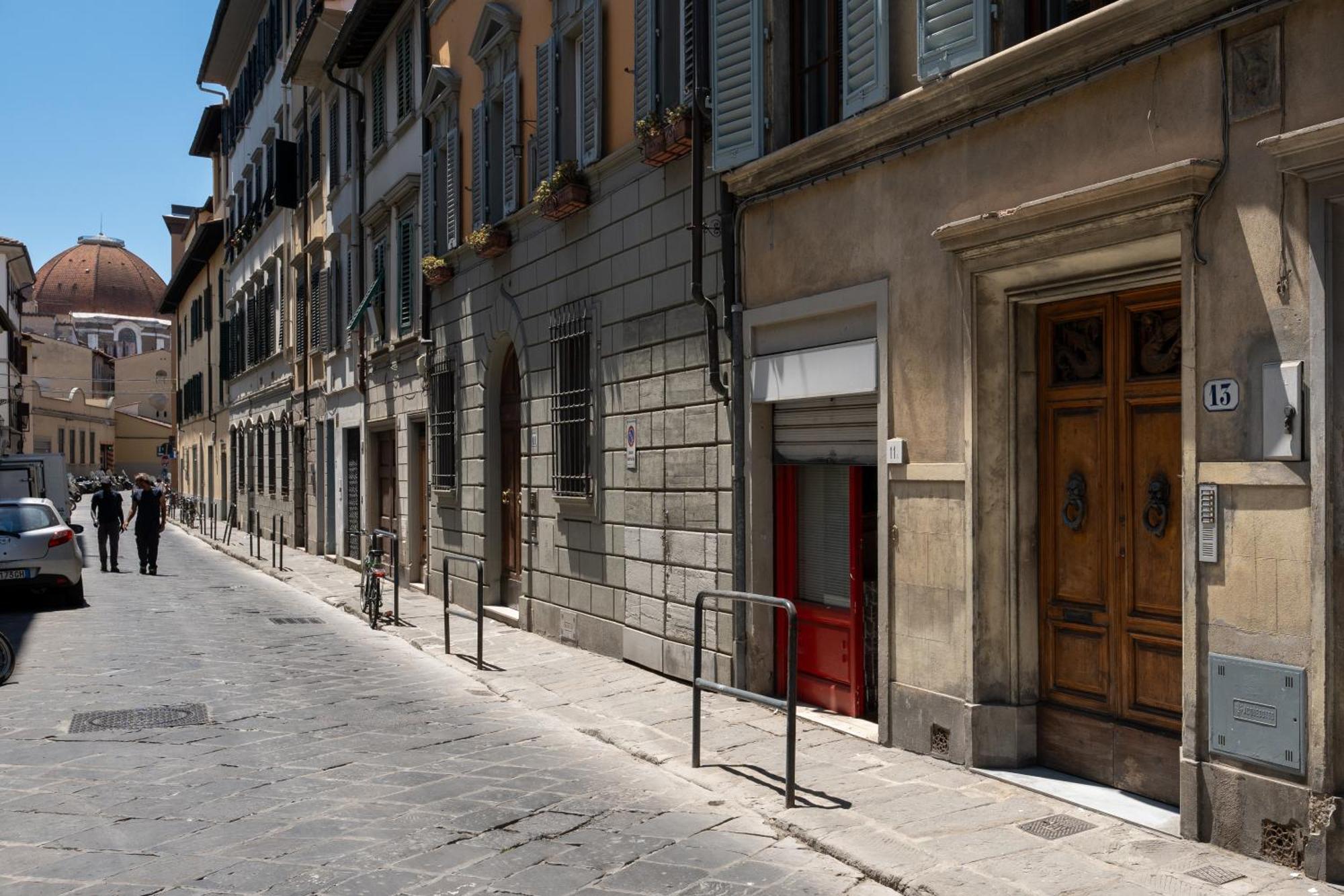 Keys Of Italy - Reparata Big 13 - 2 Bedrooms Florentine House Apartment Florence