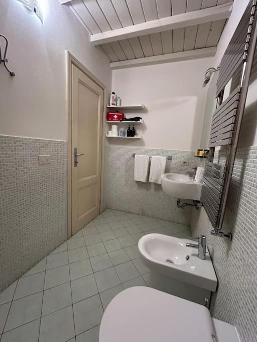 L'insolita 28 By Florencehospitality Com Apartamento
